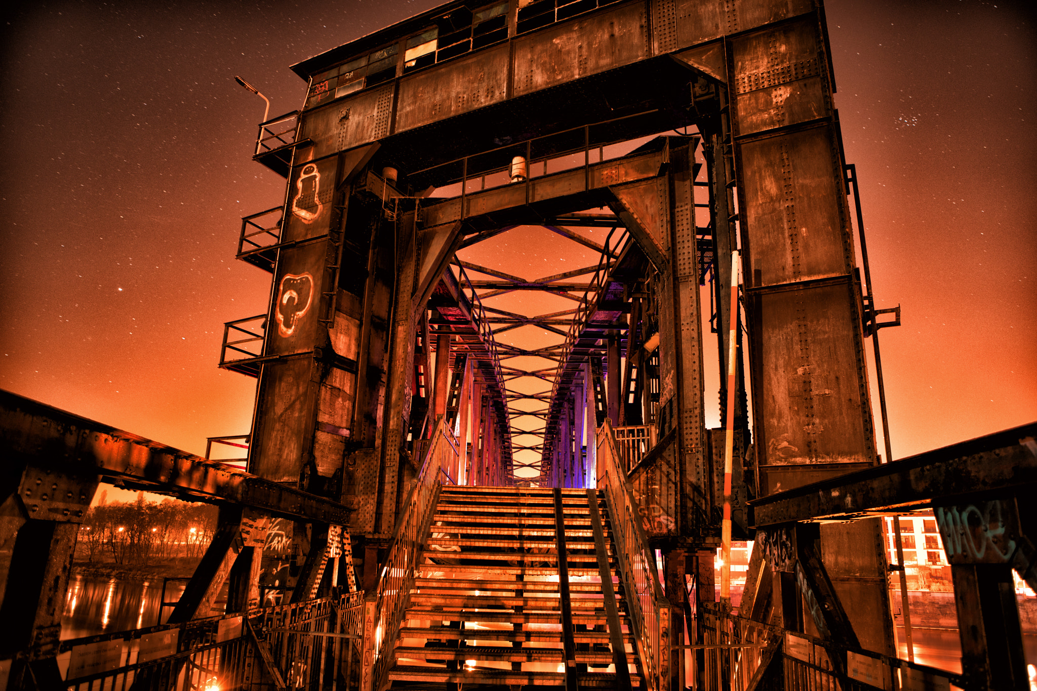 Canon EF 24-70mm F2.8L USM sample photo. Die hubbrücke photography