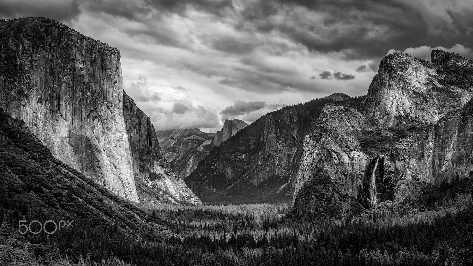 Nikon AF-S Nikkor 28-70mm F2.8 ED-IF sample photo. Yosemite valley photography