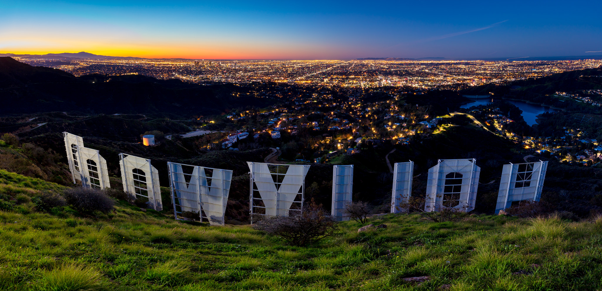 Canon EF 16-35mm F2.8L II USM sample photo. Behind the hollywood sign at night photography
