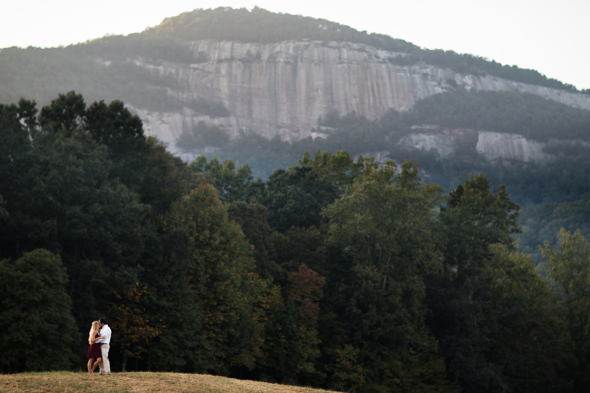 Canon EOS 70D + Canon EF 85mm F1.2L II USM sample photo. Michelle and lee // engagement session photography