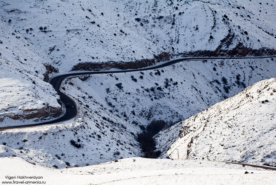 Canon EF 70-300mm F4-5.6L IS USM sample photo. Winter roads of armenia photography