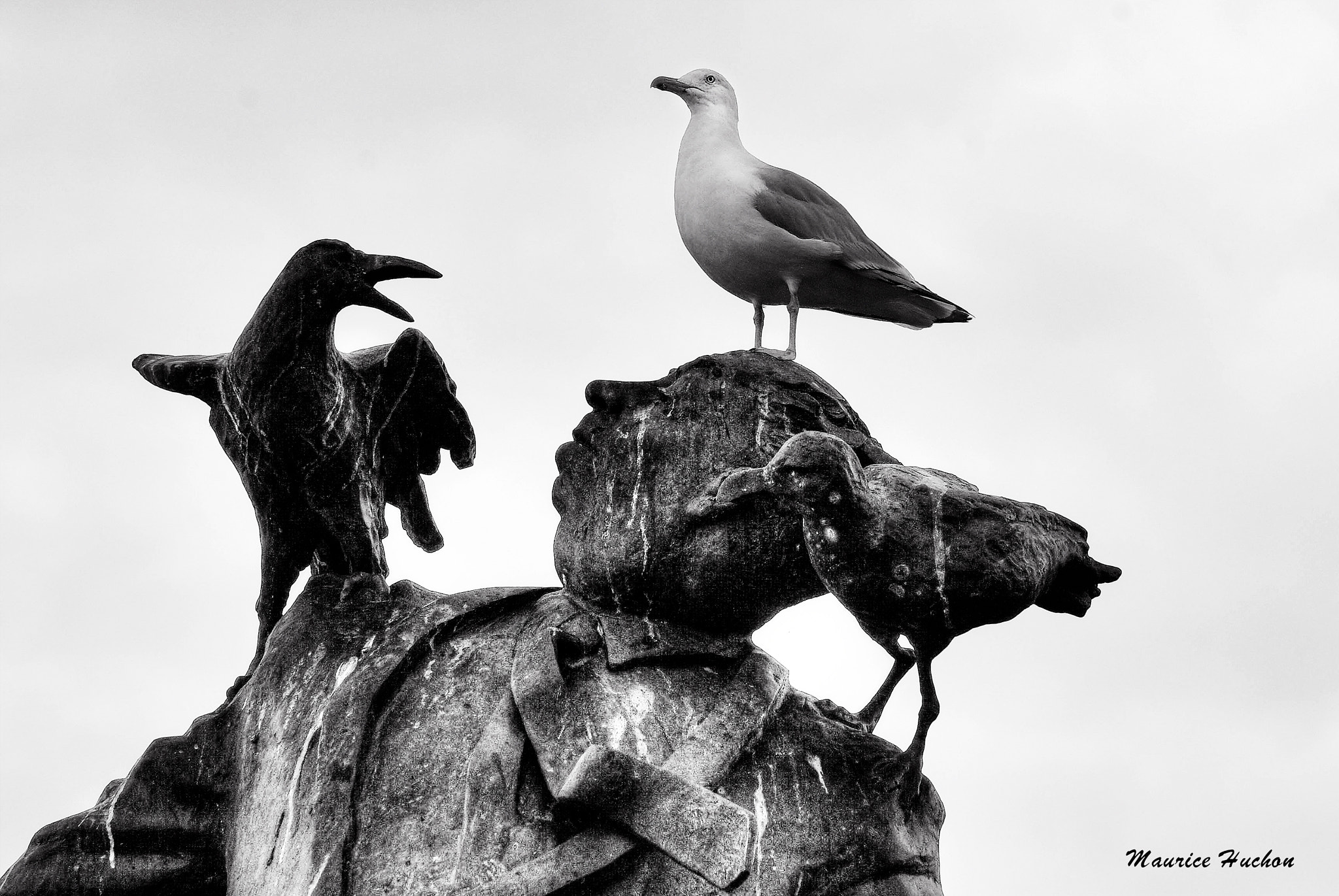 Pentax K10D sample photo. Statue d'alfred hitchcock à dinard... photography