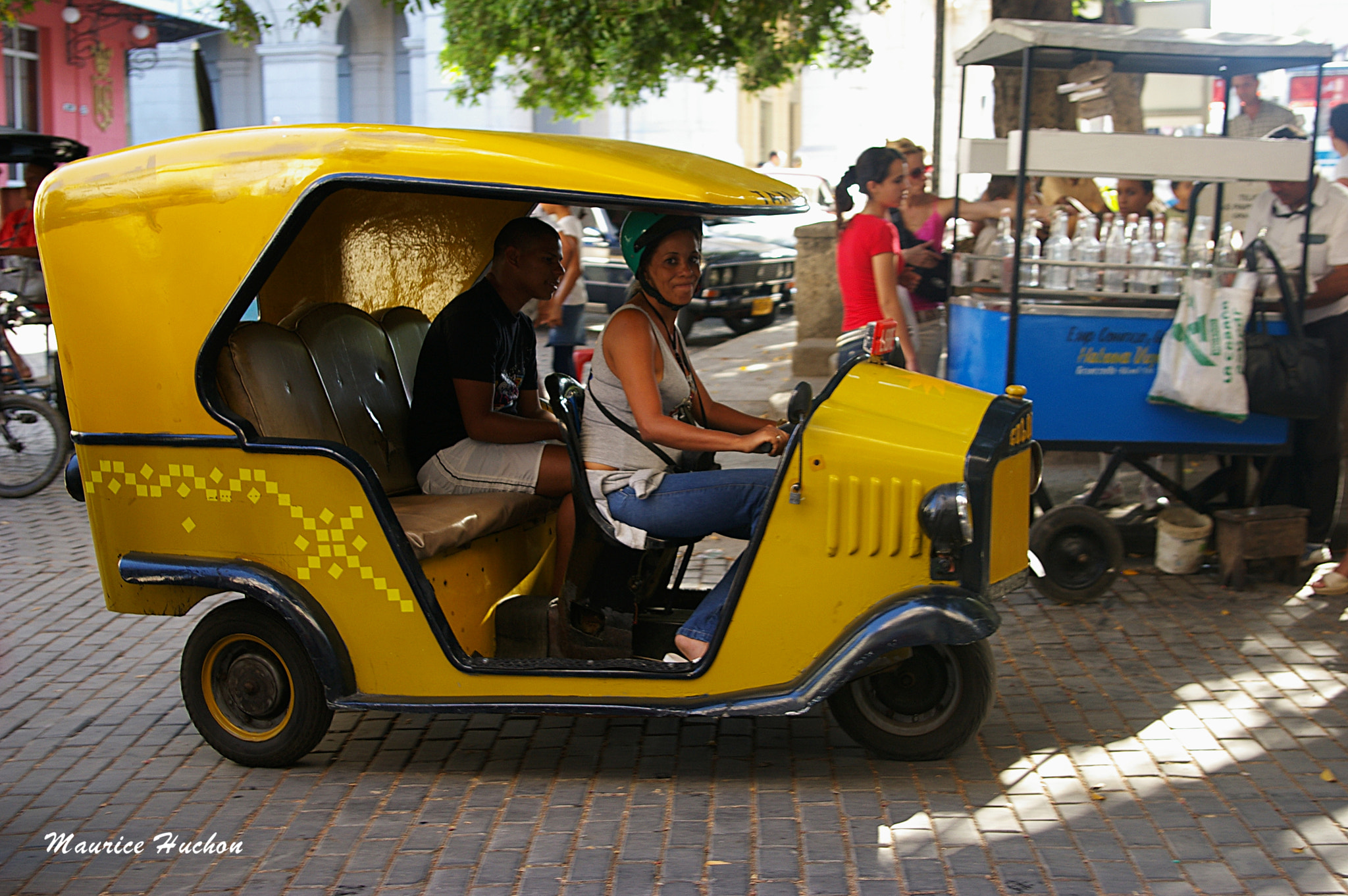 Pentax K100D Super sample photo. Taxi cubain... photography