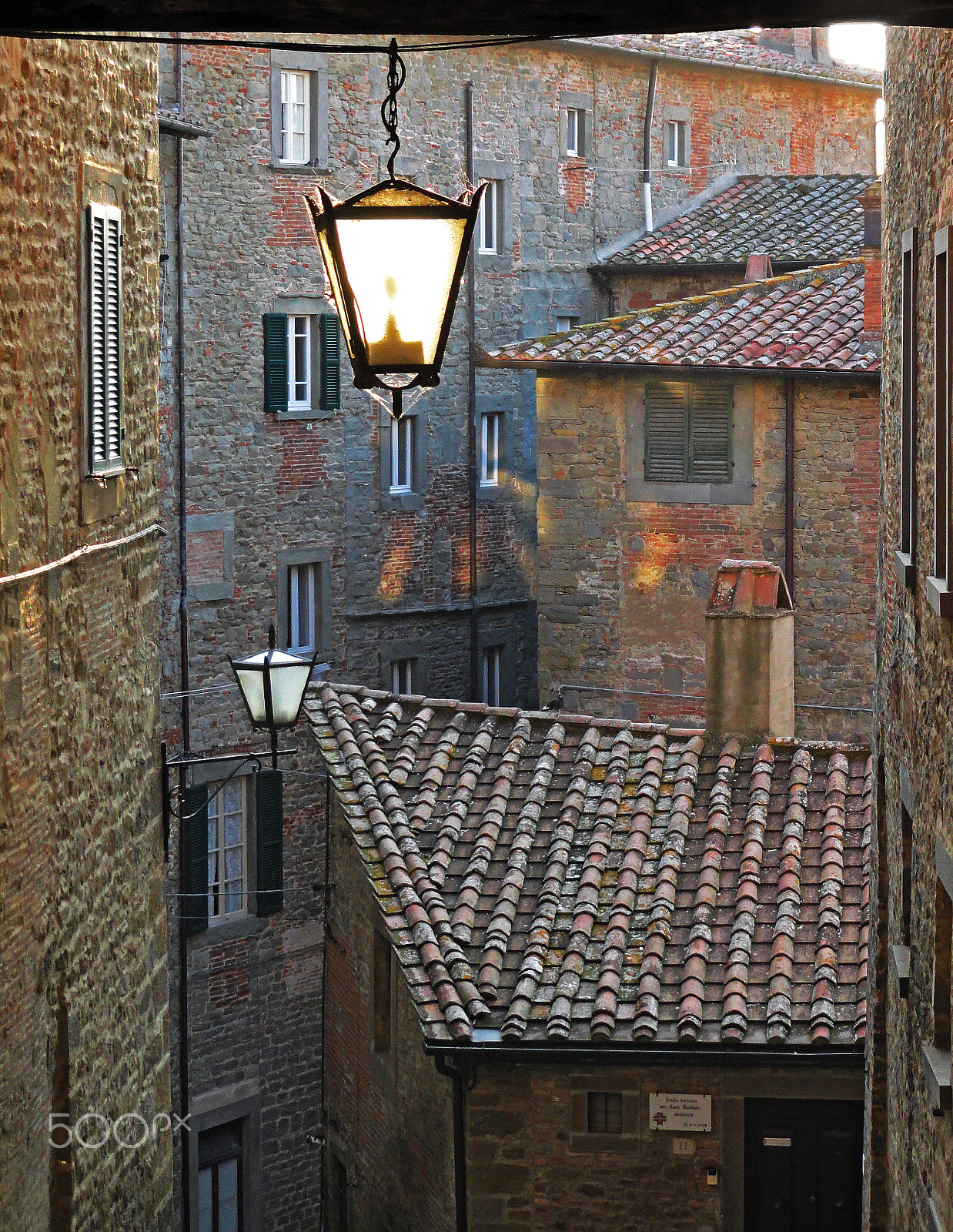 Sony Cyber-shot DSC-H55 sample photo. A street in cortona photography