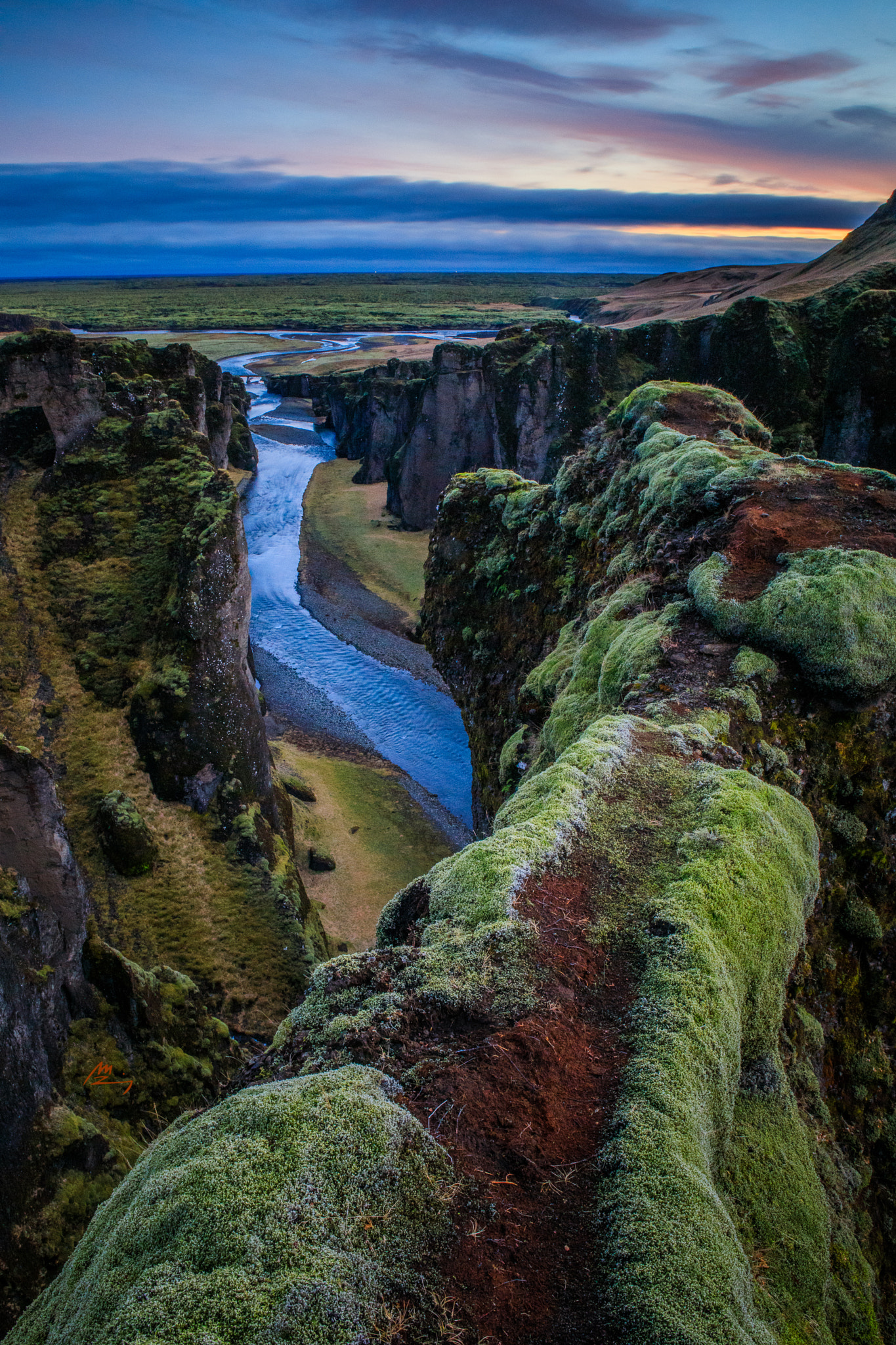 Canon EF 24-70mm F2.8L USM sample photo. Iceland canyon photography