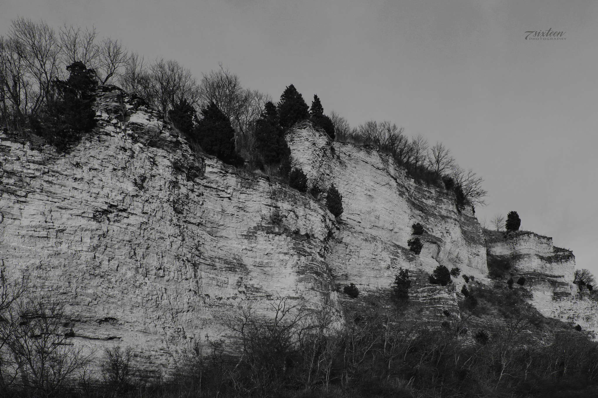 Nikon AF-S Nikkor 14-24mm F2.8G ED sample photo. River bluffs photography