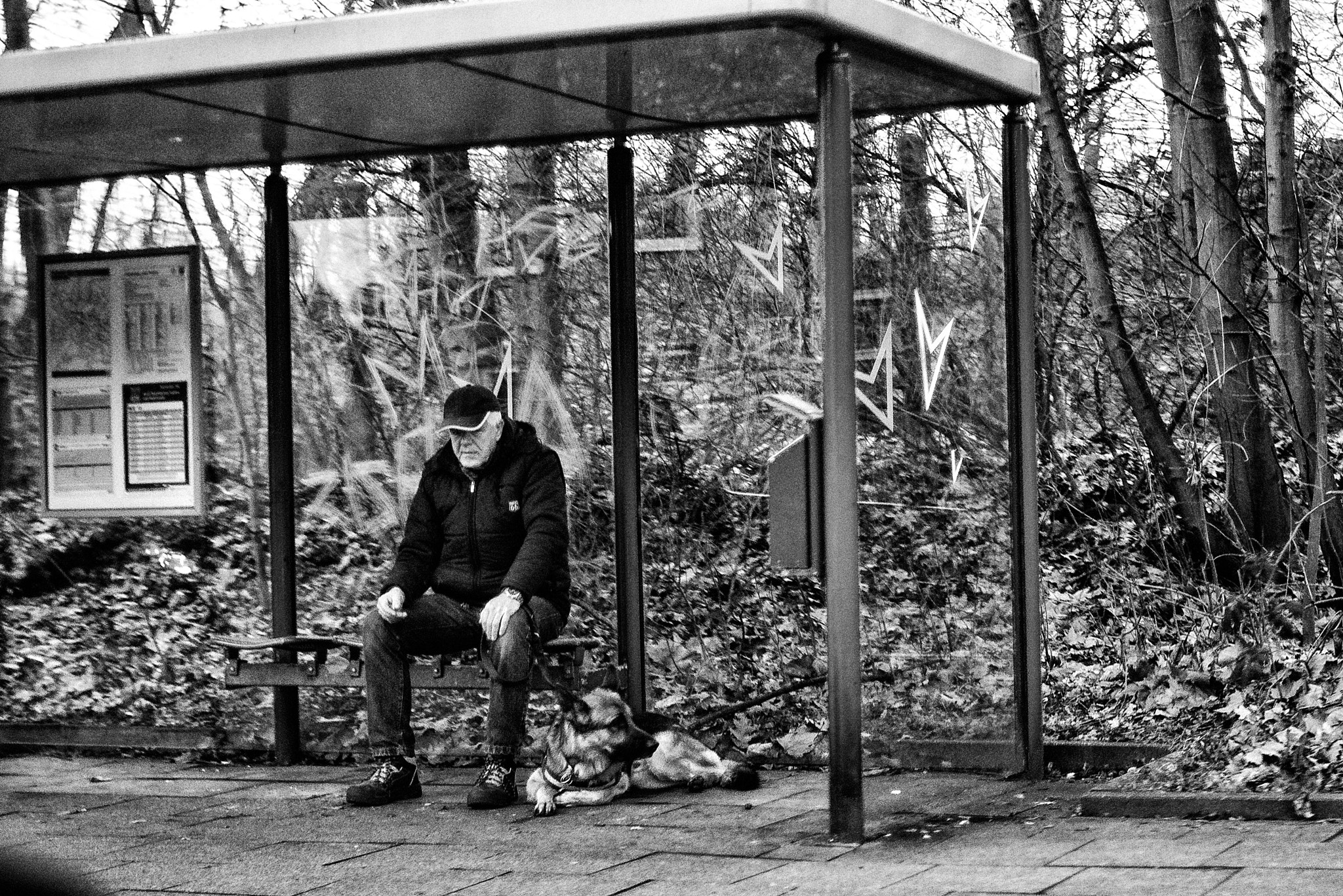 Nikon D600 + Nikon AF Nikkor 35mm F2D sample photo. Elderly boys photography