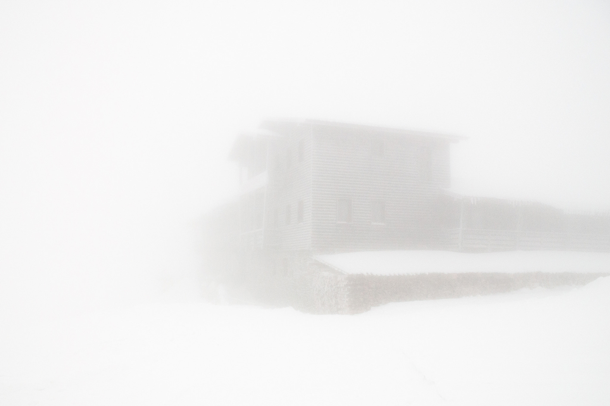 Nikon D300 sample photo. Foggy chalet photography