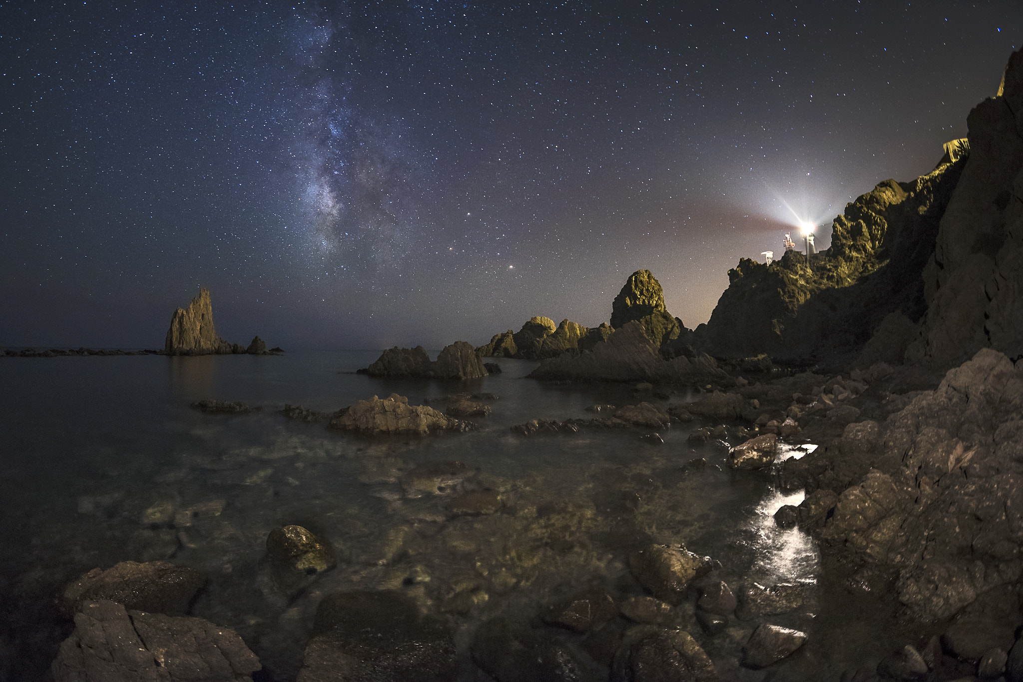 Nikon D750 + Samyang 12mm F2.8 ED AS NCS Fisheye sample photo. The lighthouse that illuminates us photography