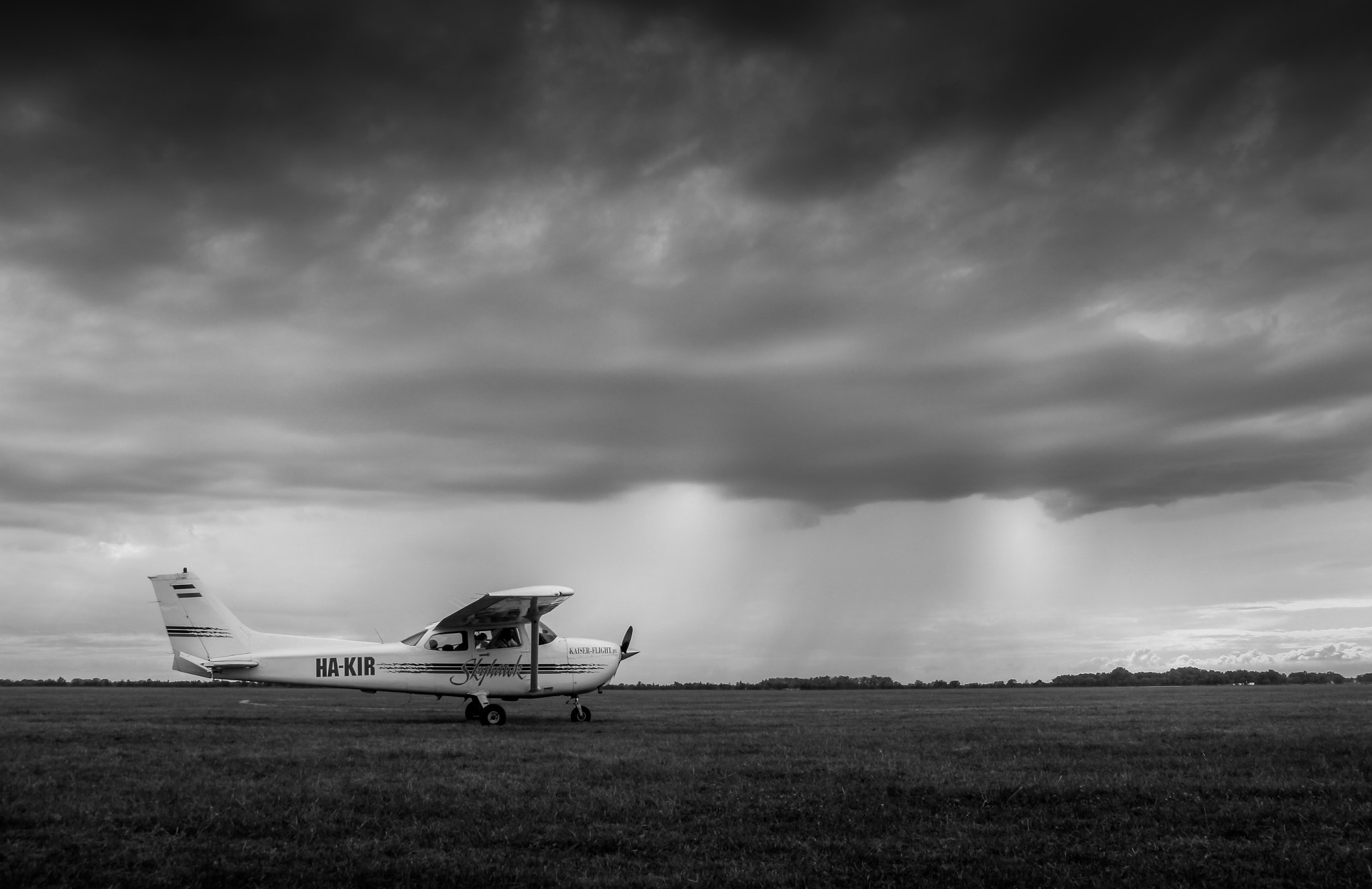 Canon EOS 60D + Sigma 17-70mm F2.8-4 DC Macro OS HSM sample photo. Airplane photography