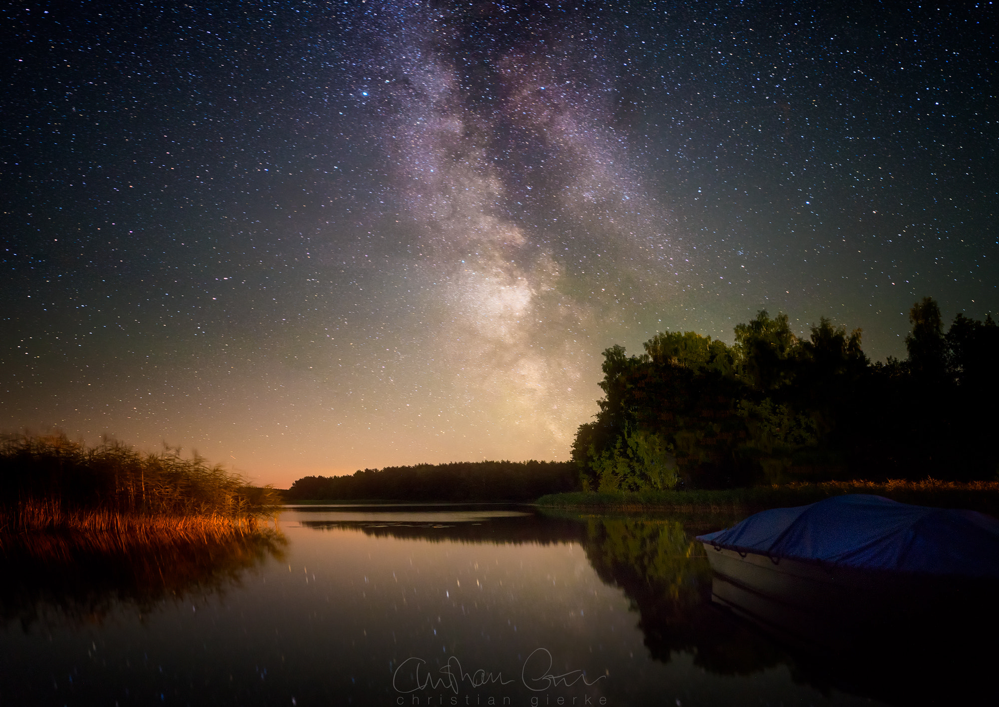 Sony a7 sample photo. The boat and the milkyway photography