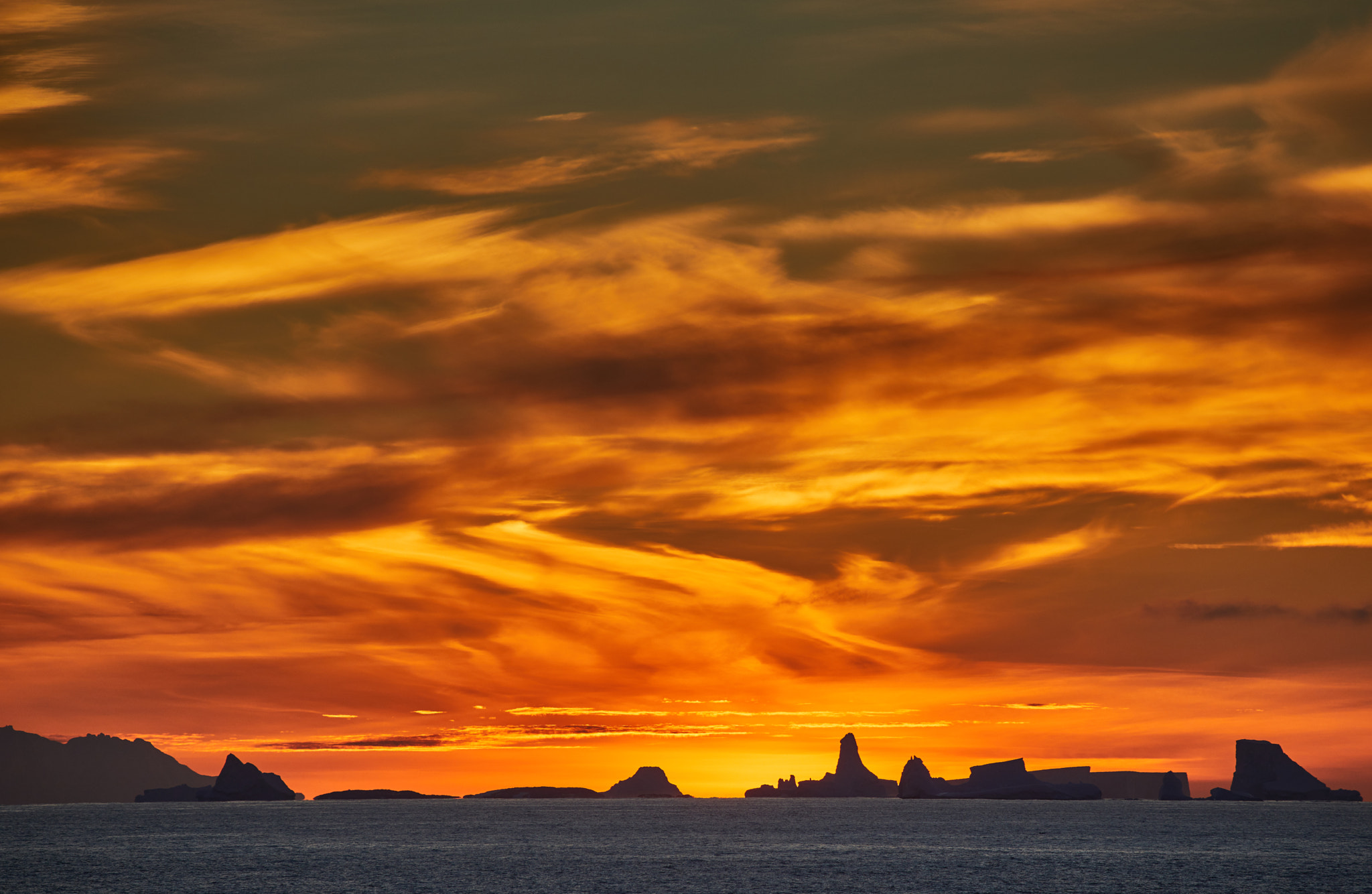 Canon EF 70-300mm F4-5.6L IS USM sample photo. Orange - sunset over antarctica photography
