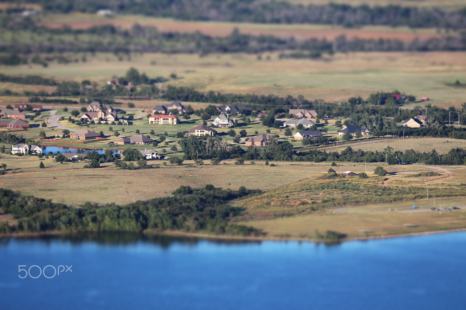 Canon EF-S 55-250mm F4-5.6 IS II sample photo. Awesome miniature  photography