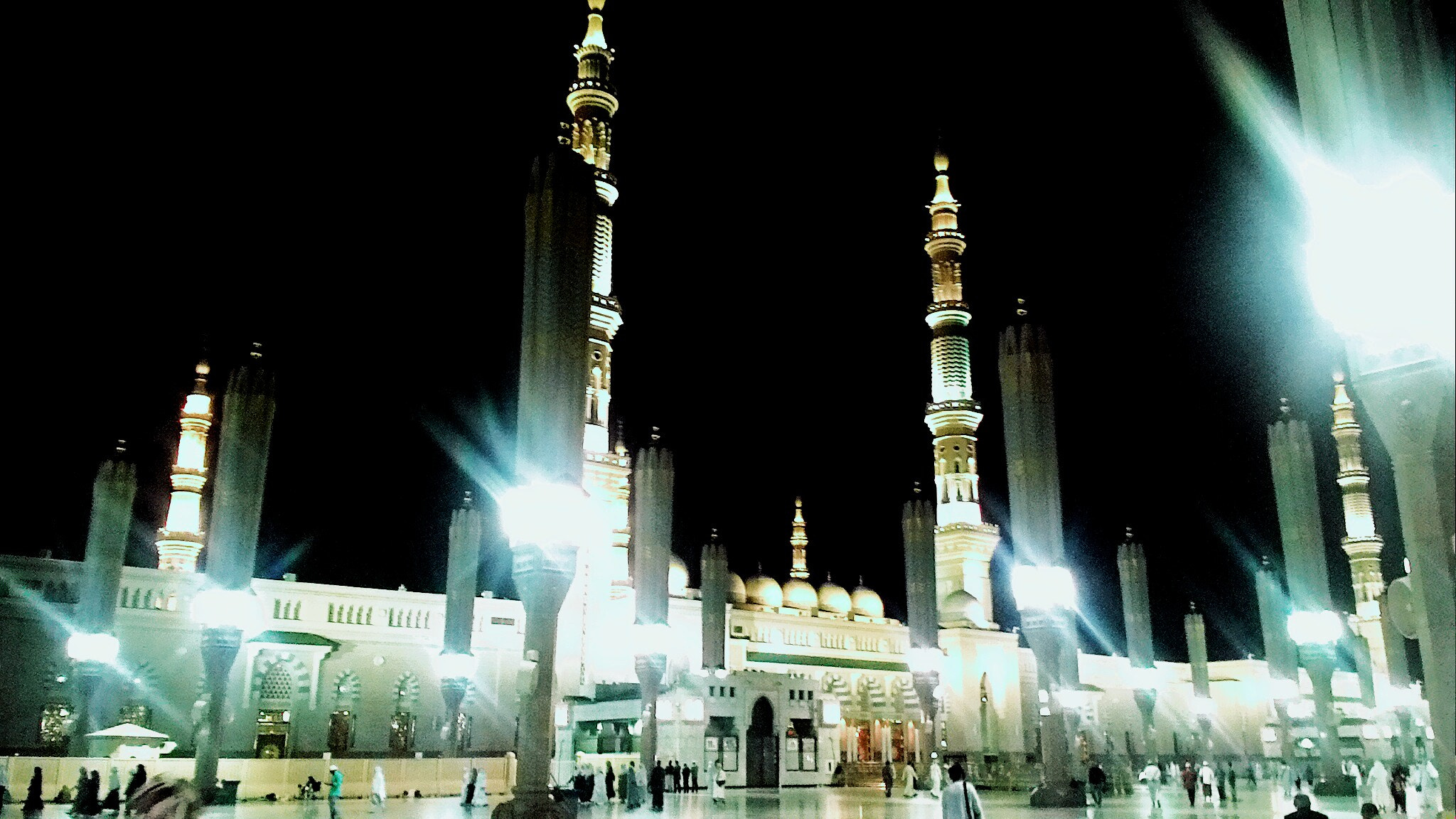 ASUS ZenFone 4 (A400CG) sample photo. Night at prophet muhammad saw mosque photography
