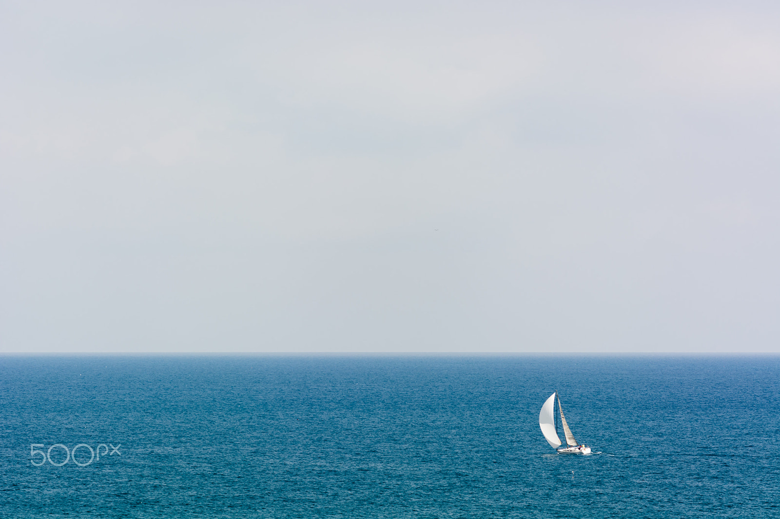 Nikon AF-S Nikkor 70-200mm F4G ED VR sample photo. Sailing alone ii photography