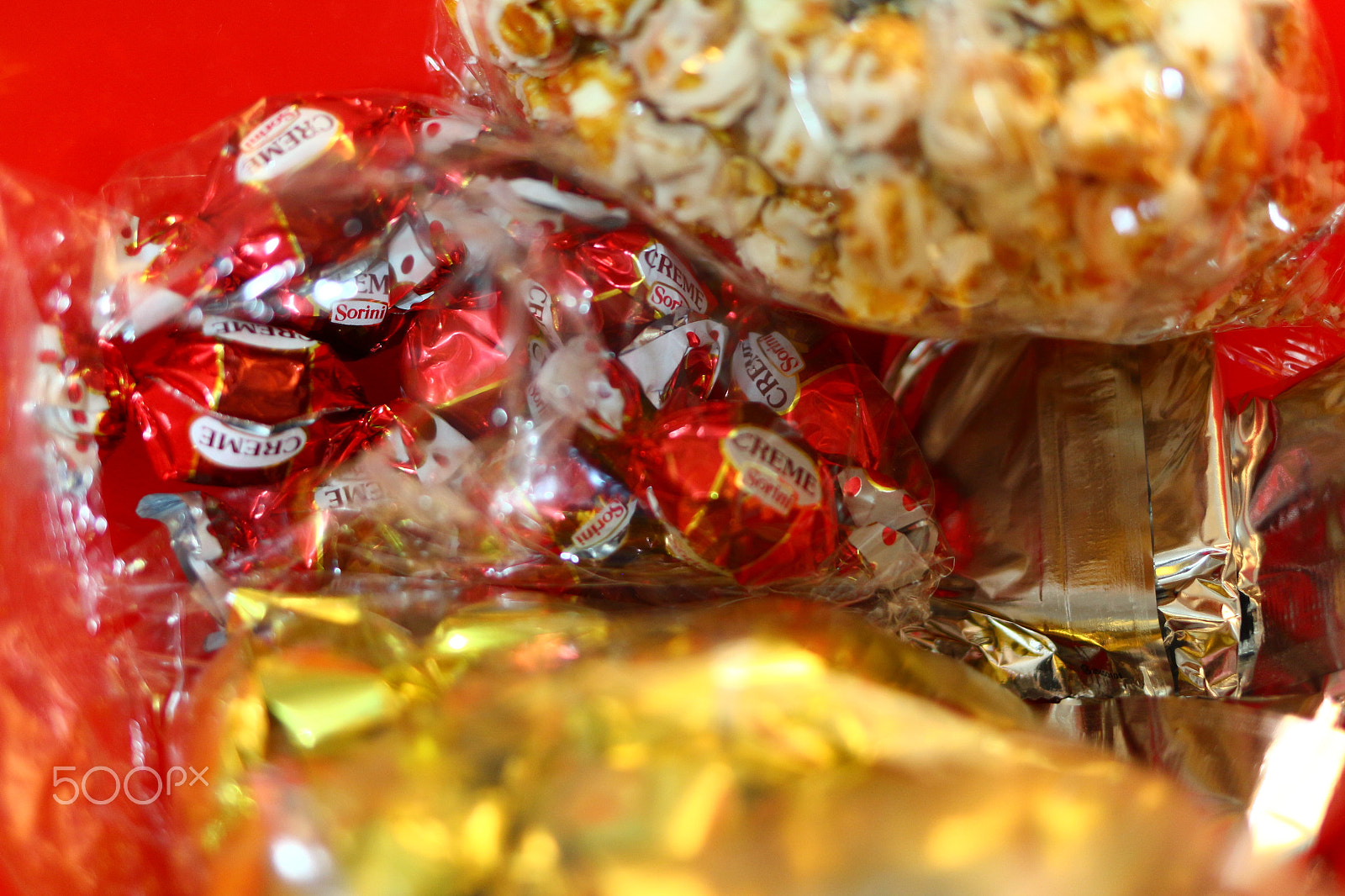 Canon EF 35mm F2 IS USM sample photo. Candy photography