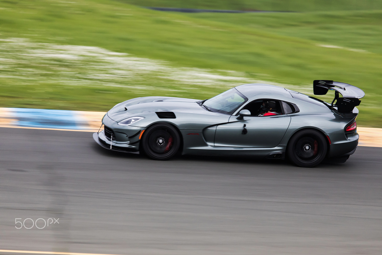 Canon EF 100-400mm F4.5-5.6L IS USM sample photo. Viper on track photography