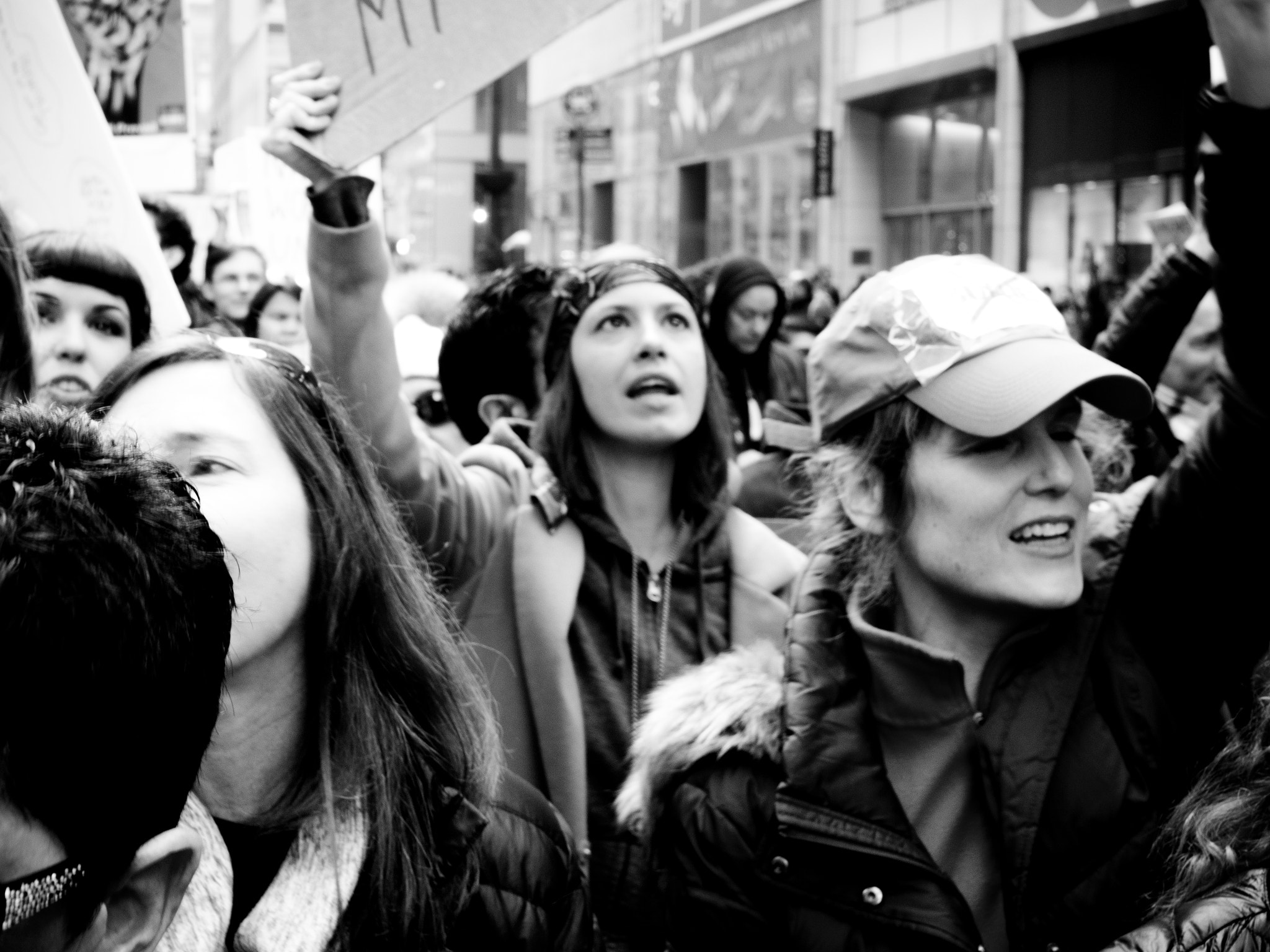 Olympus OM-D E-M5 + Sigma 30mm F2.8 EX DN sample photo. Women’s march crowd photography