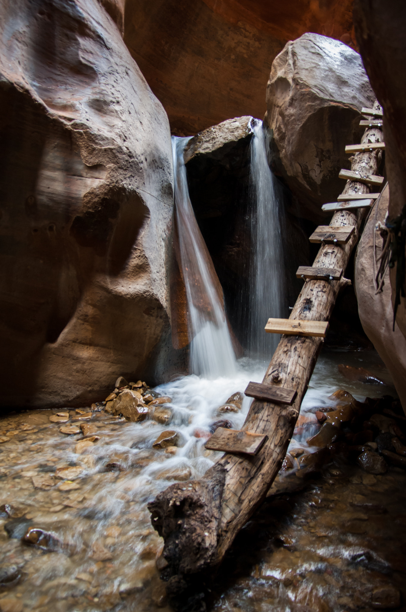 Nikon D2X sample photo. Canyon steps photography