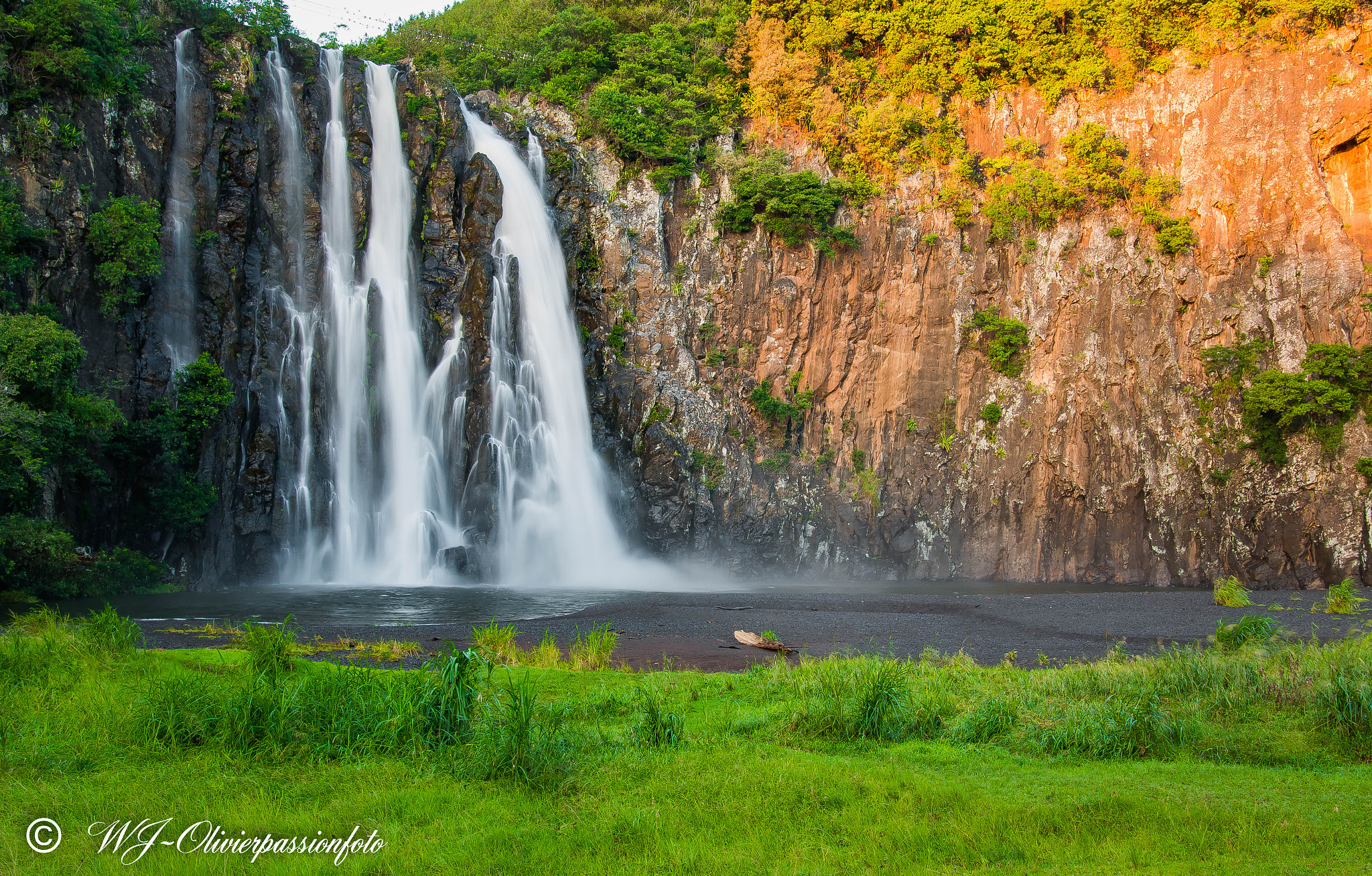 Sigma 18-35mm f/1.8 DC HSM sample photo. Cascade niagara île de la réunion 974 photography