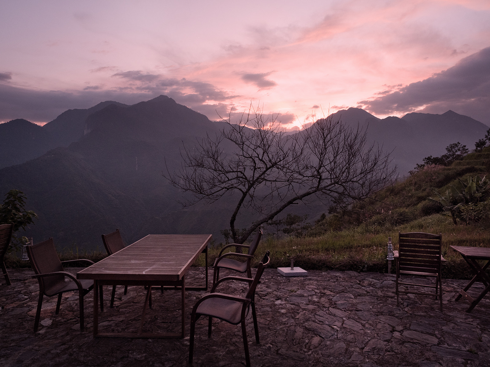 Olympus PEN-F sample photo. Breakfast on the summit photography