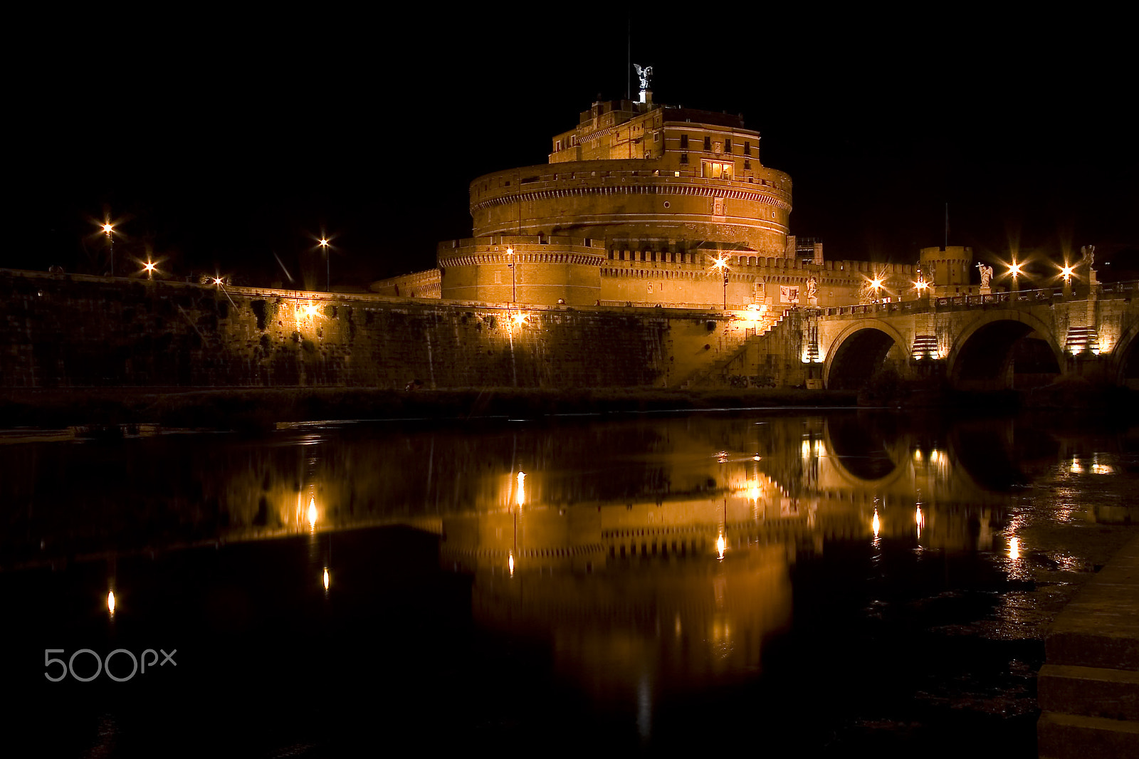 Canon EOS 30D + Canon EF-S 17-85mm F4-5.6 IS USM sample photo. Castel santangelo by night; rome photography