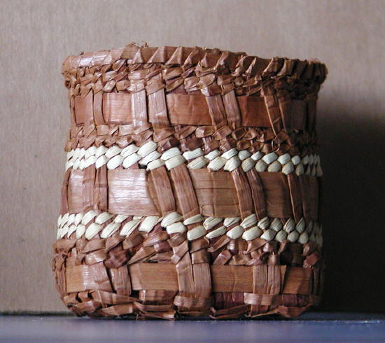 Olympus C2100UZ sample photo. Makah cedar basket photography