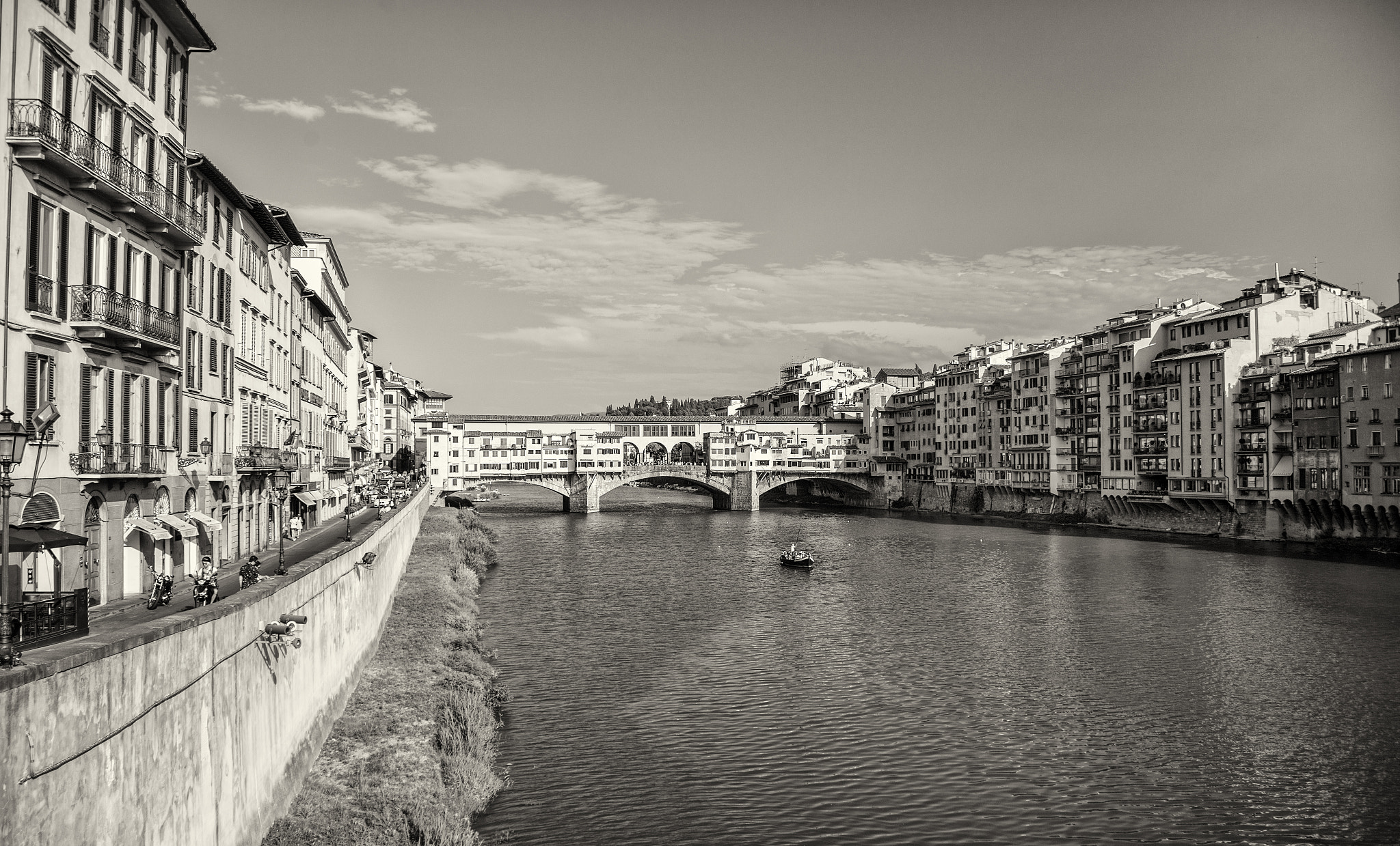 Canon EF 28-200mm F3.5-5.6 USM sample photo. Ponte vecchio photography