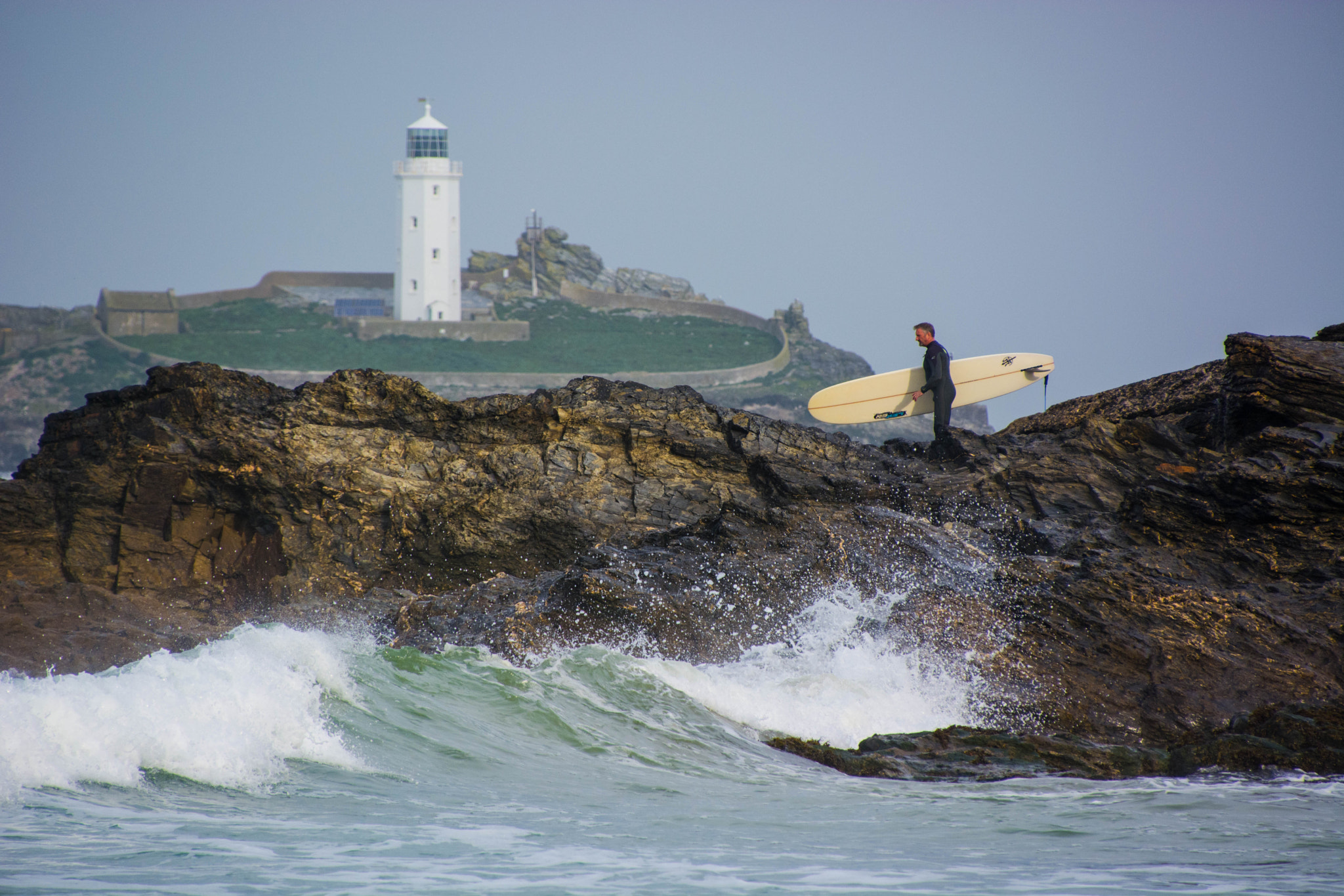 Nikon D7100 sample photo. Surfer and lighthouse photography