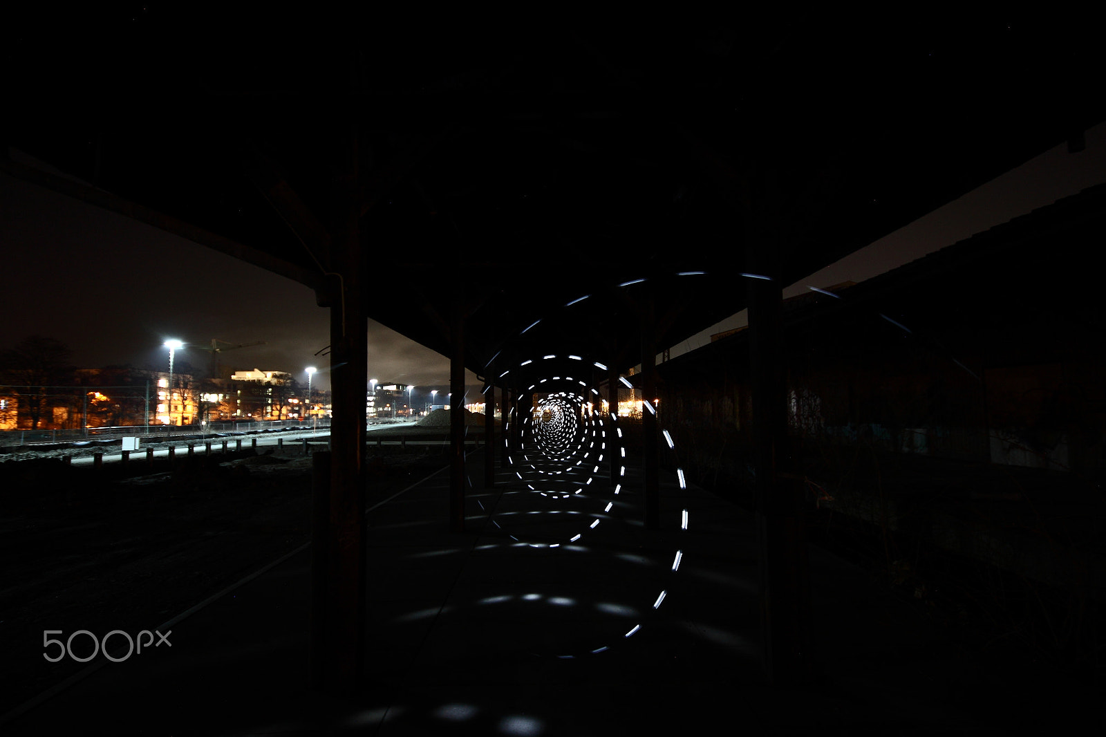 Canon EOS 500D (EOS Rebel T1i / EOS Kiss X3) + Sigma 10-20mm F4-5.6 EX DC HSM sample photo. Wormhole photography