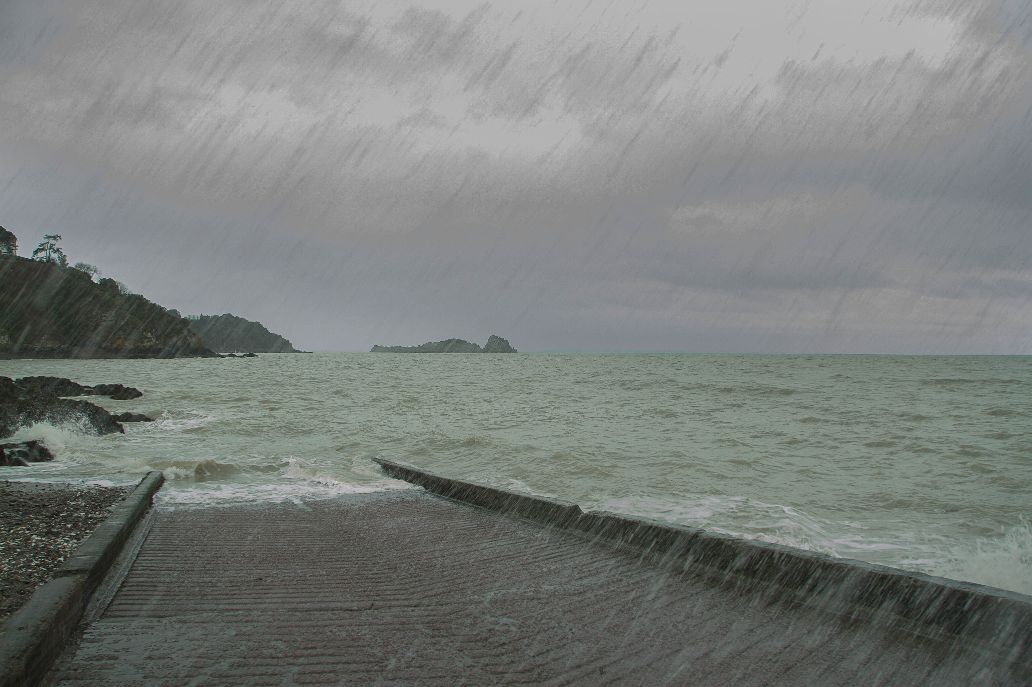 Canon EOS 7D sample photo. Rainy day photography