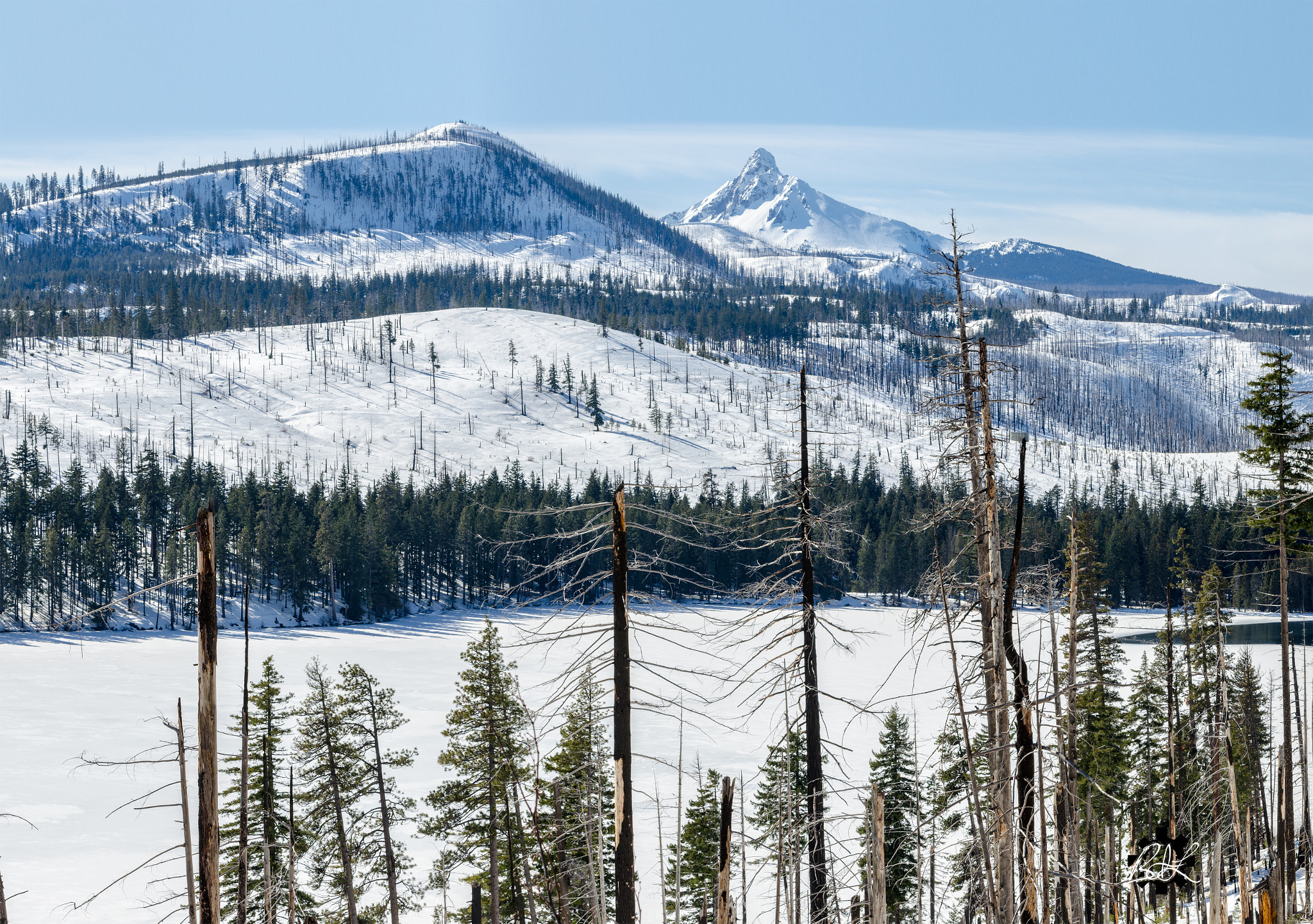 Nikon AF-S Nikkor 70-200mm F2.8G ED VR II sample photo. Mt. washington and a frozen suttle lake photography
