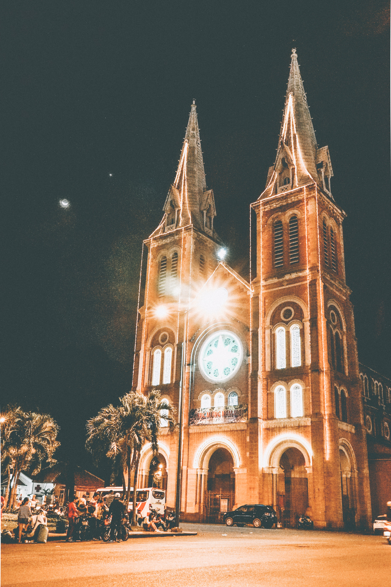 Sony a7 sample photo. Saigon notre-dame basilica photography