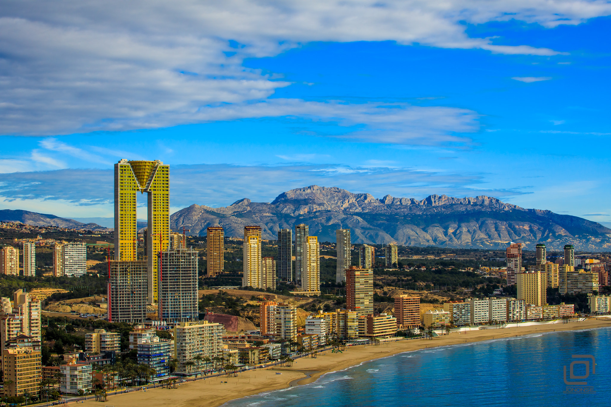 Canon EF 70-300mm F4-5.6L IS USM sample photo. Benidorm photography