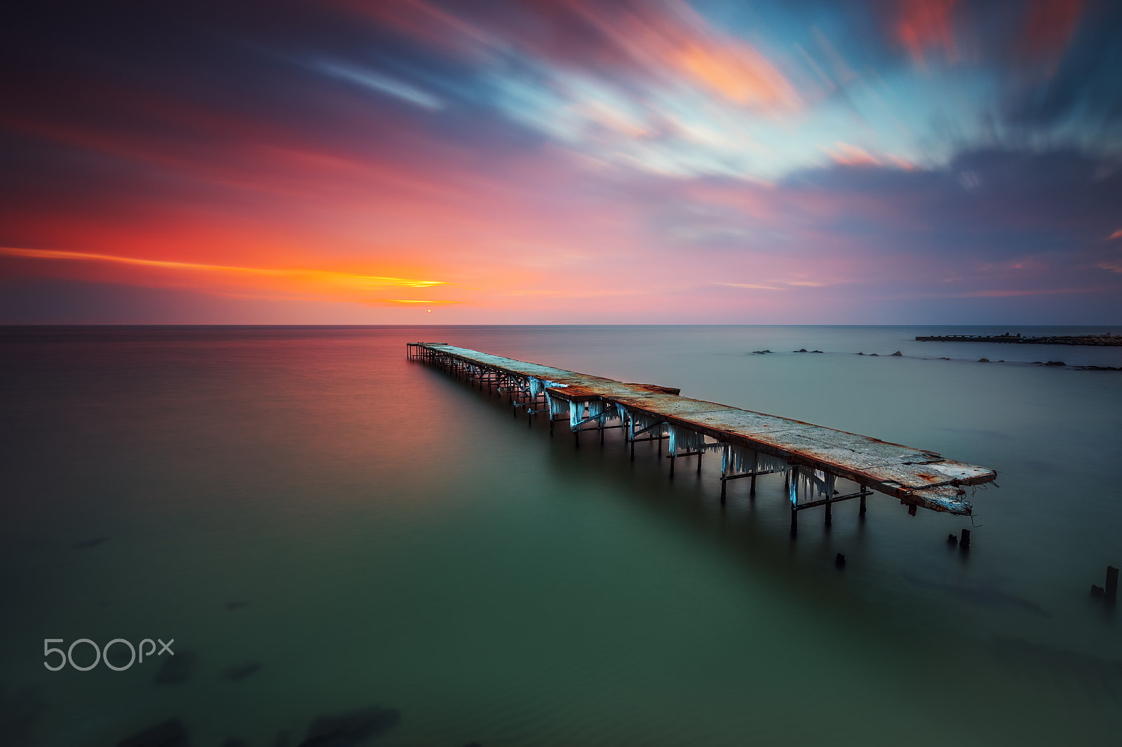 Canon EF 11-24mm F4L USM sample photo. Old broken bridge in the sea, long exposure photography