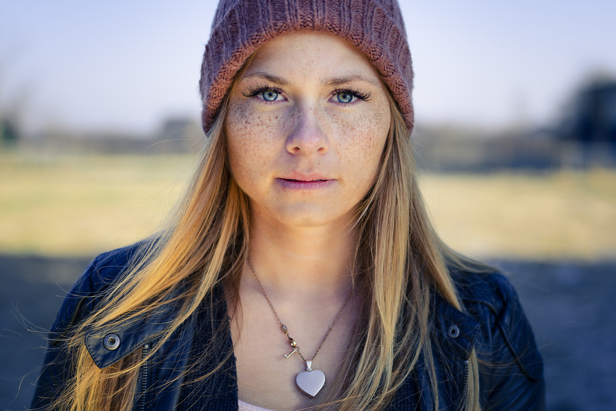 Nikon D5100 + Sigma 35mm F1.4 DG HSM Art sample photo. Darlene photography