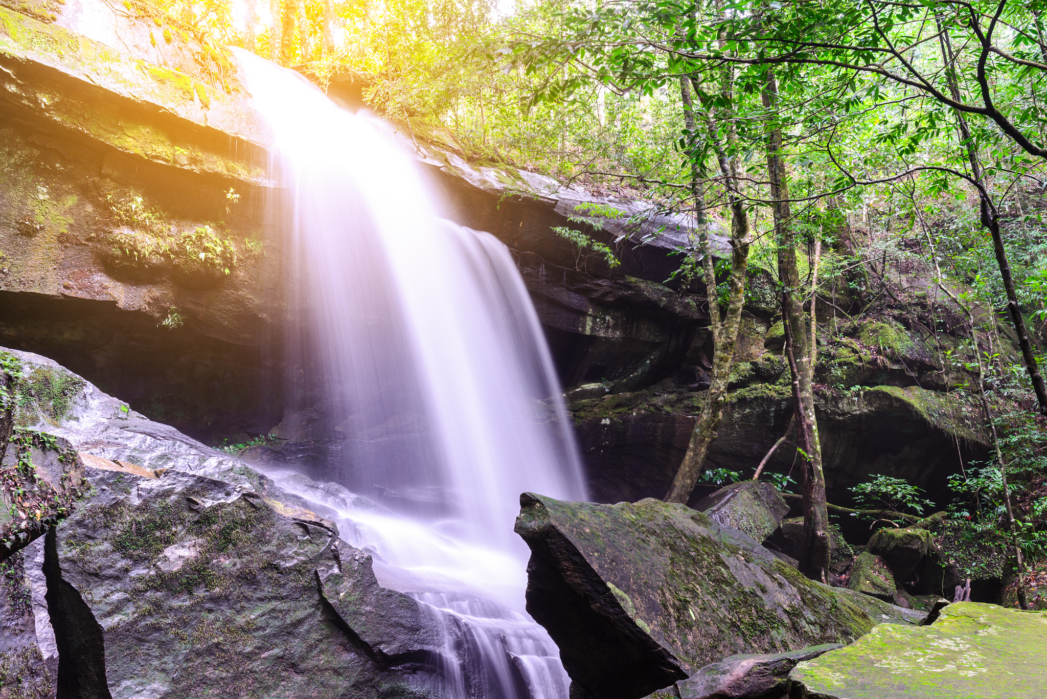 Nikon AF-S Nikkor 18-35mm F3.5-4.5G ED sample photo. Tham yai waterfall at phu kradueng national park in loei, thaila photography