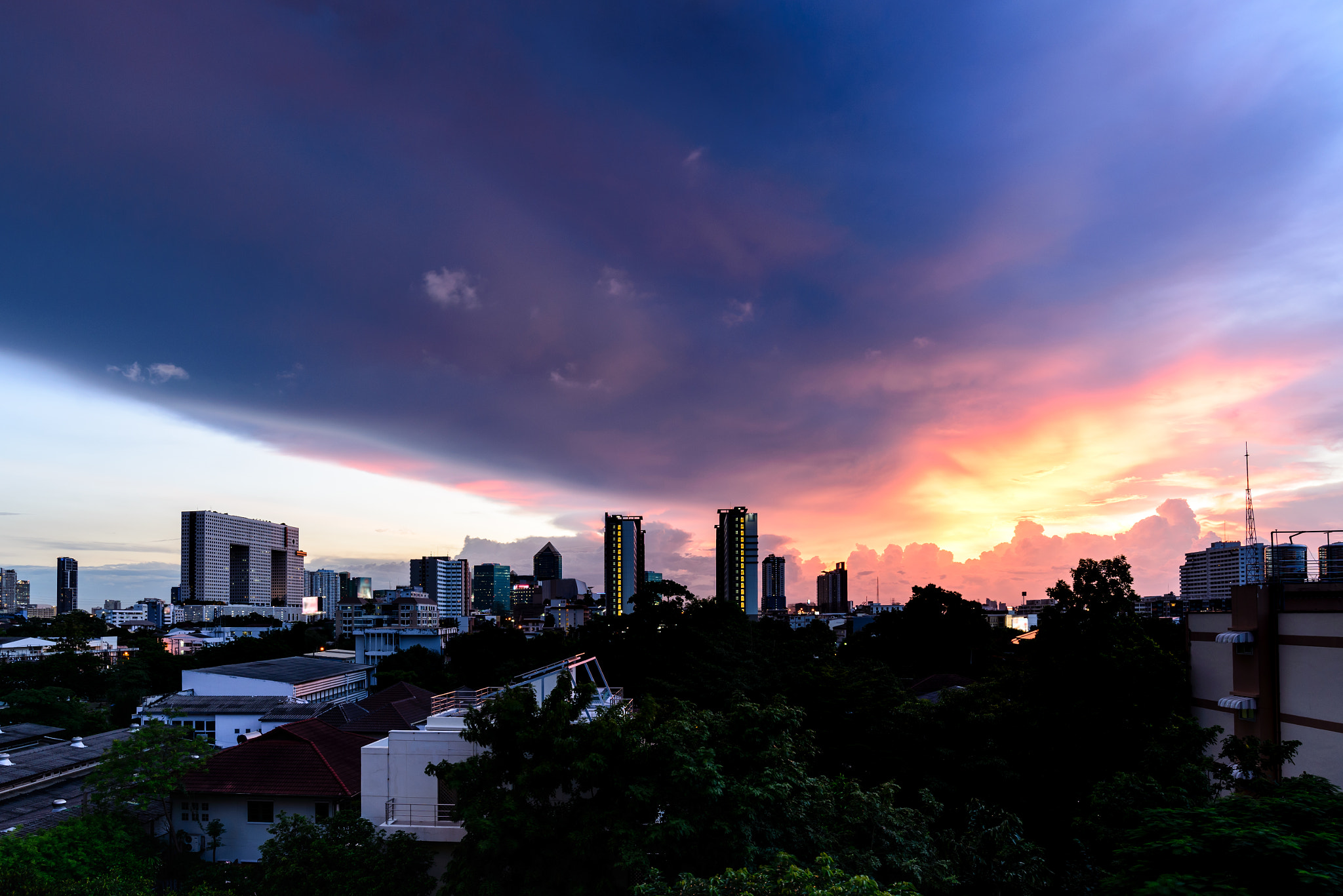 Nikon D610 sample photo. Dramatic storm clouds in city. photography