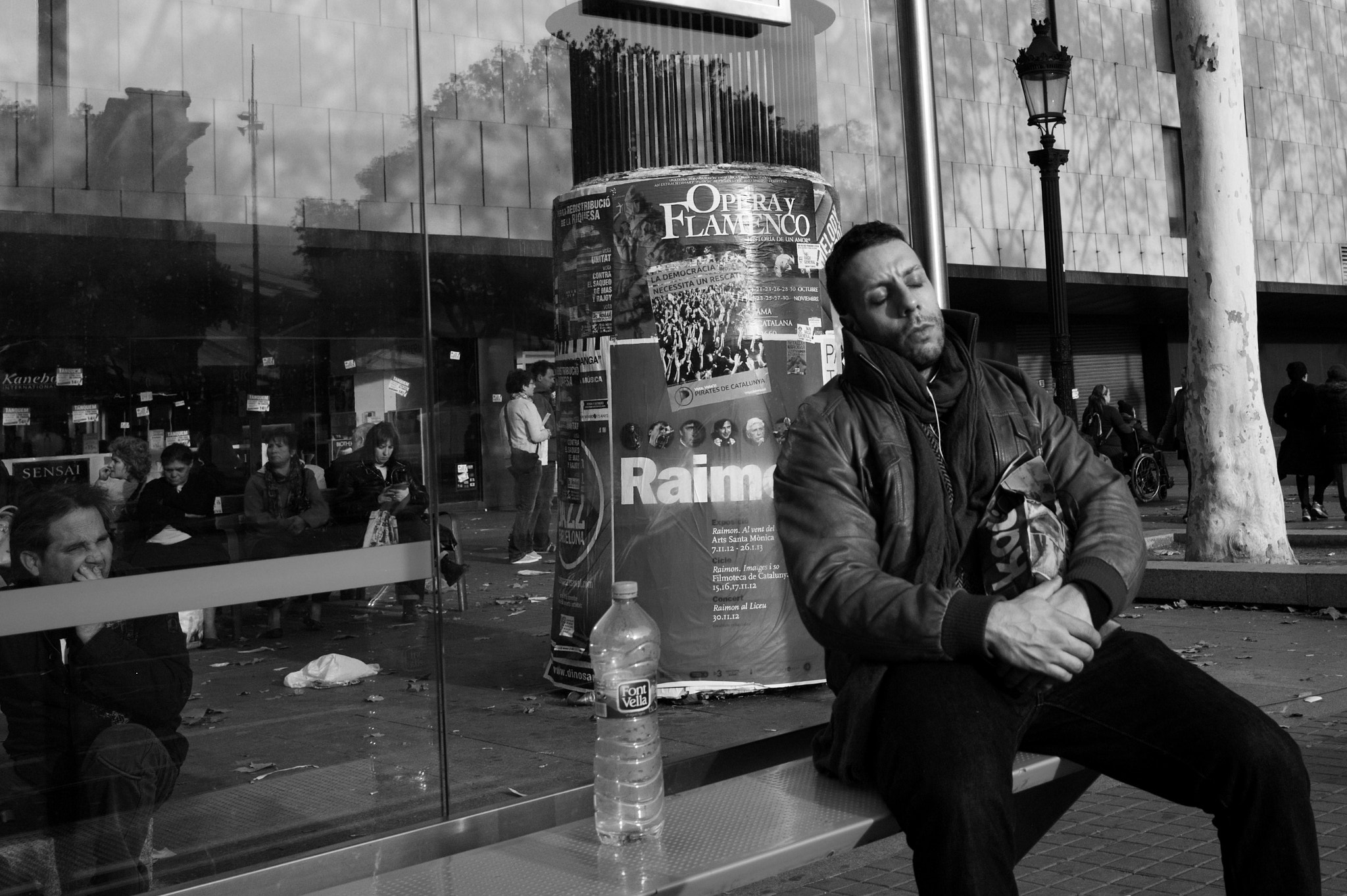 Leica M9 + Leica Summicron-M 28mm F2 ASPH sample photo. Rest in sun photography