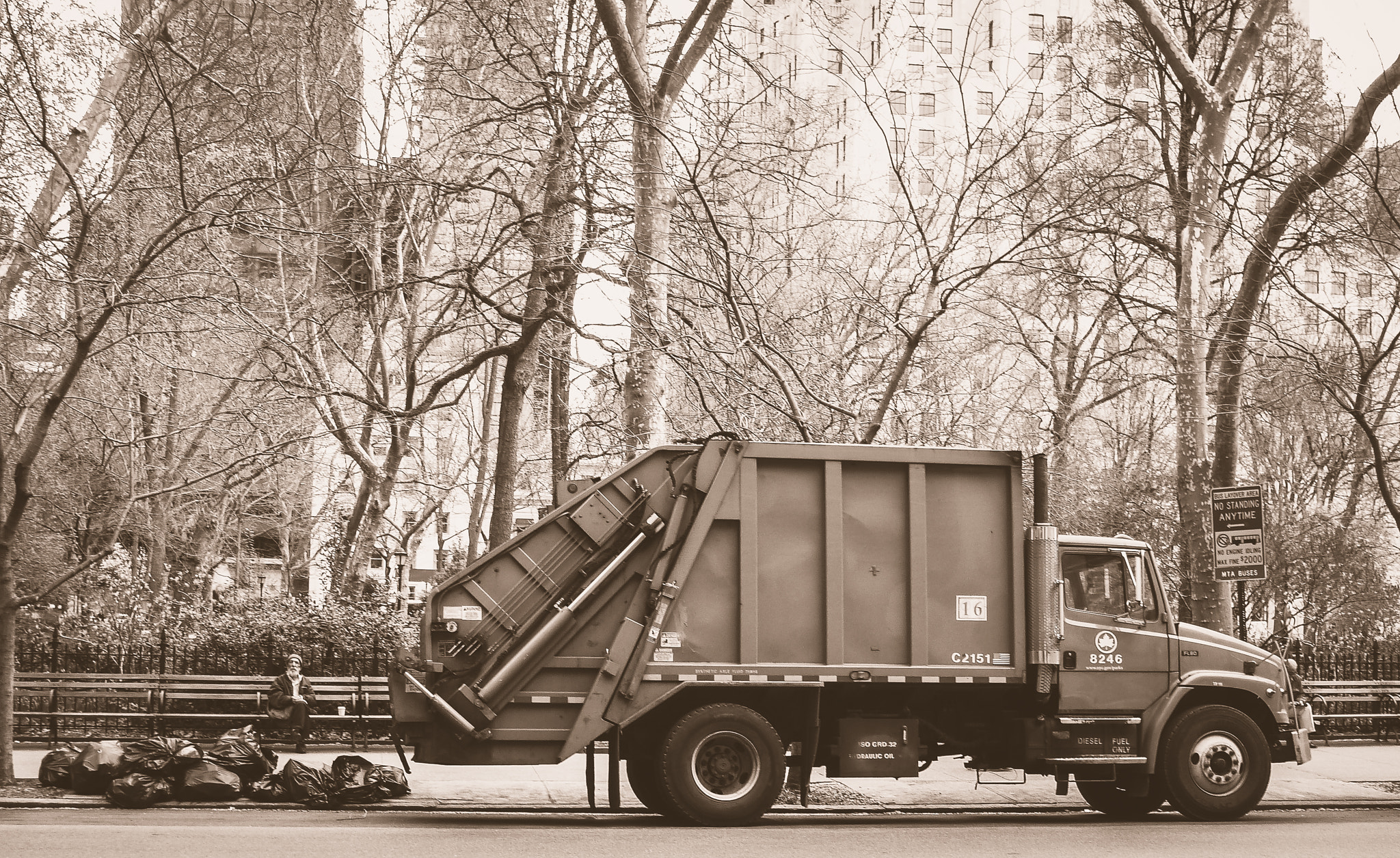 Panasonic DMC-FS10 sample photo. Garbage truck photography