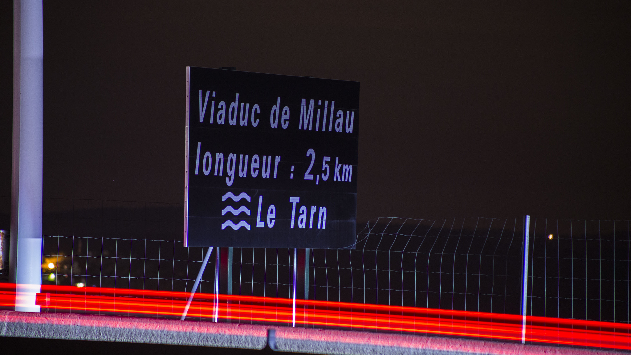Canon EOS 6D + EF75-300mm f/4-5.6 sample photo. Viaduc millau photography