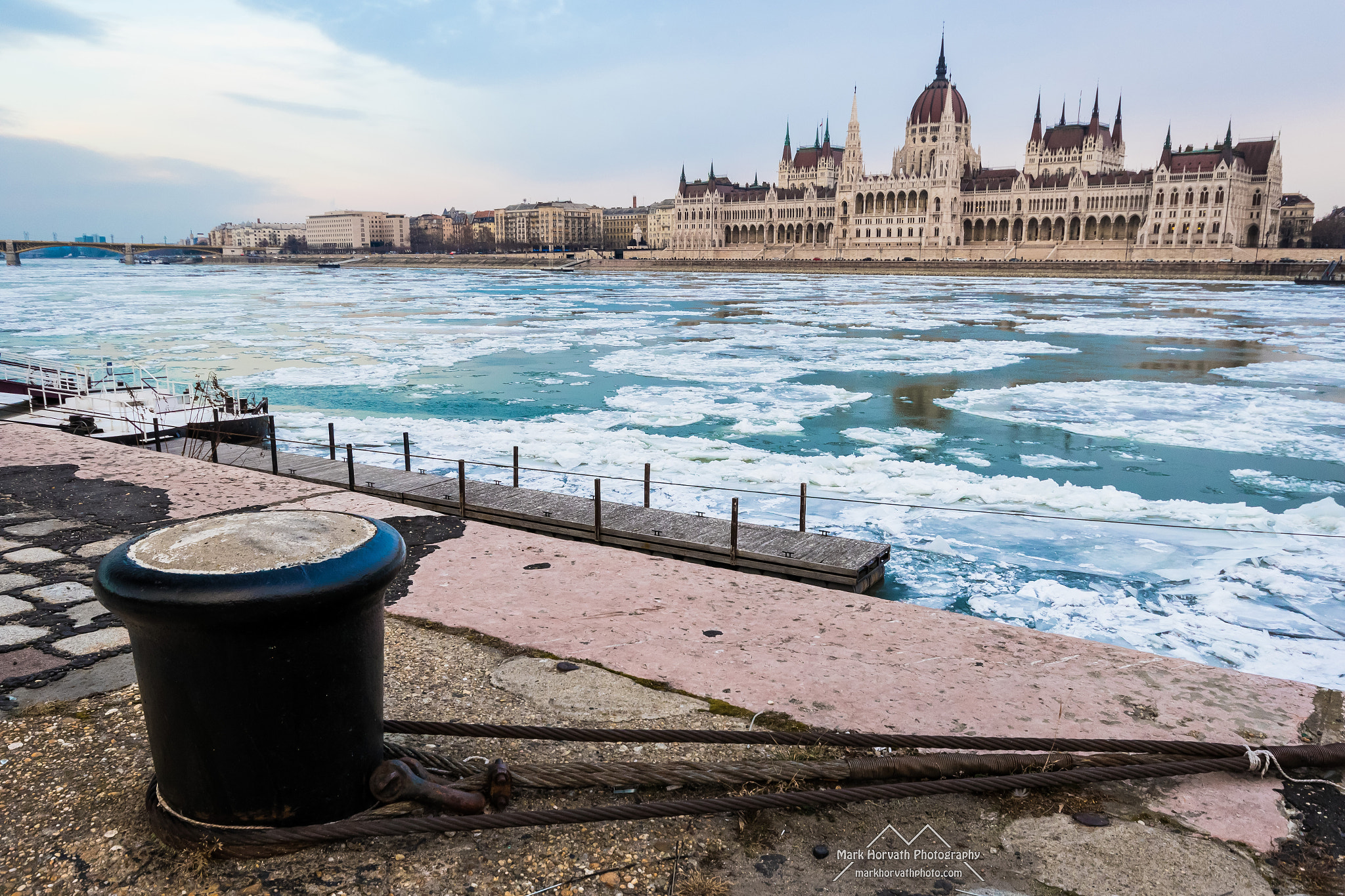 Sigma 10-20mm F4-5.6 EX DC HSM sample photo. Ice jams photography
