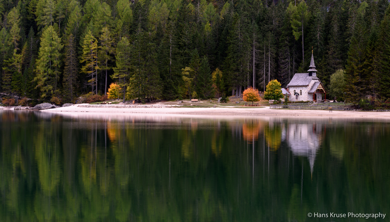 Nikon AF-S Nikkor 70-200mm F4G ED VR sample photo. The church at the lake photography