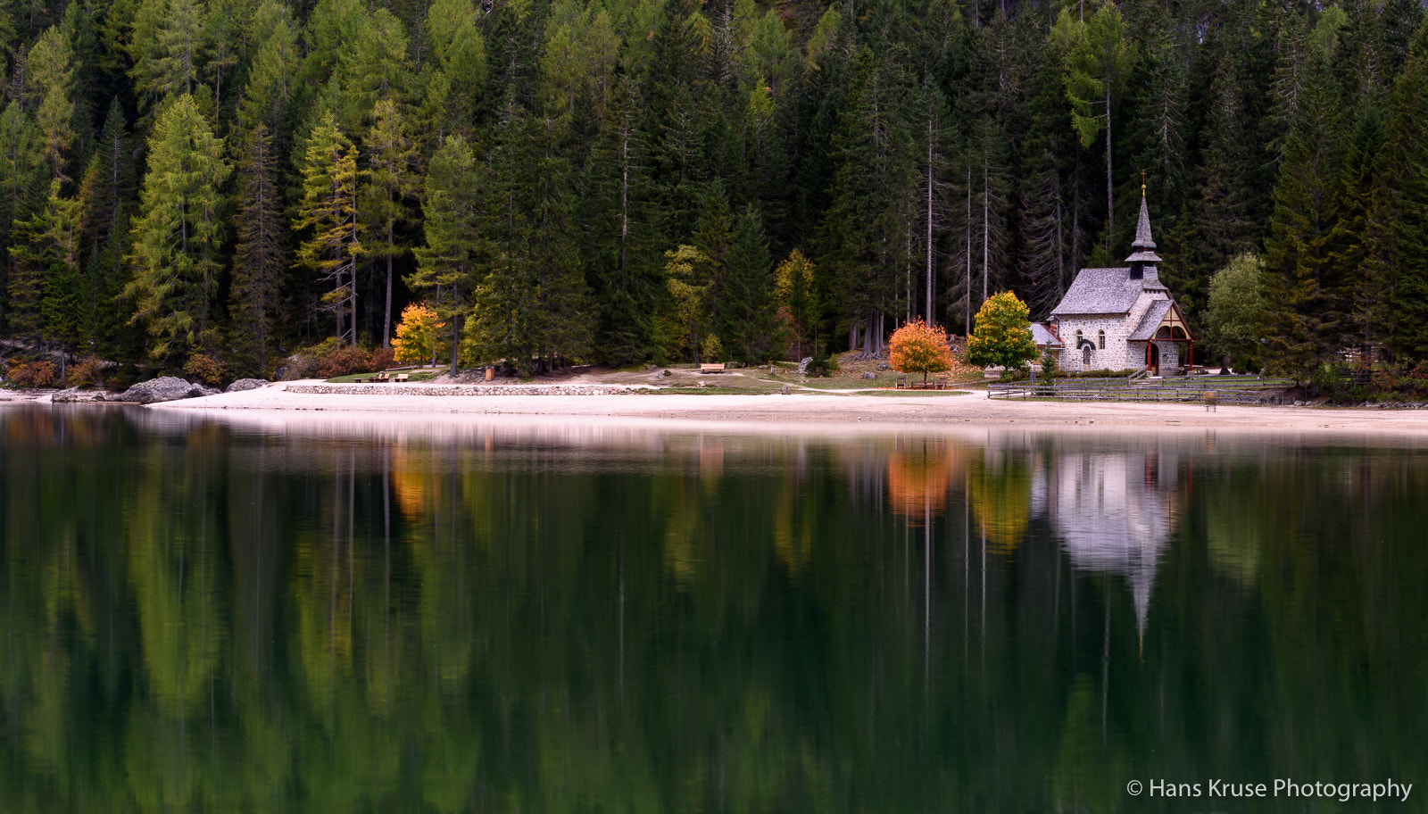 Nikon D810 + Nikon AF-S Nikkor 70-200mm F4G ED VR sample photo. The church at the lake photography