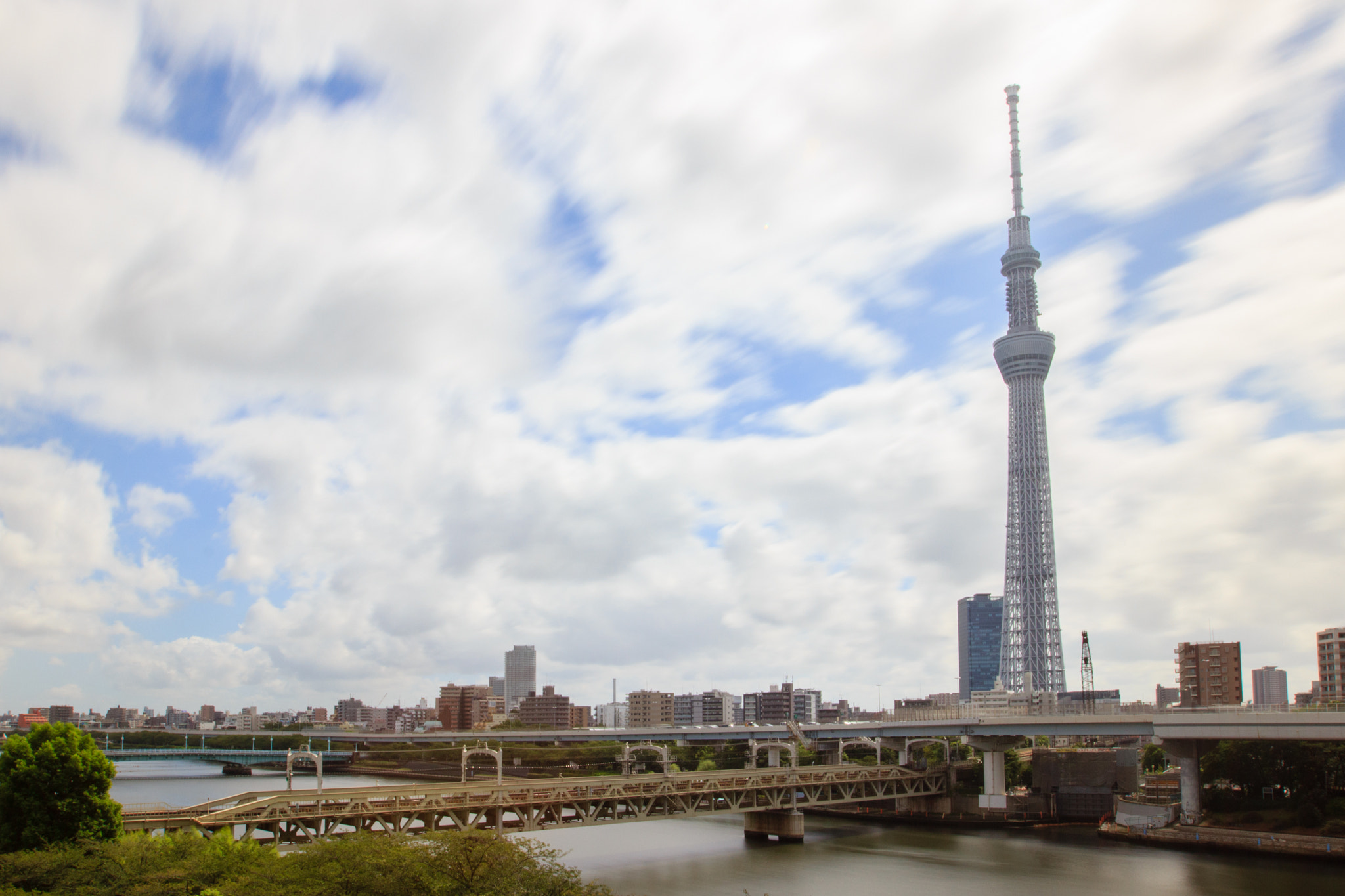Canon EF 16-35mm F2.8L II USM sample photo. Nuages mouvants photography