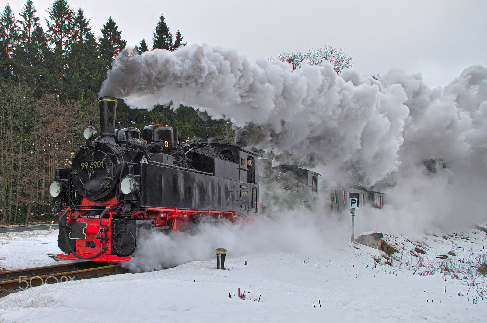 Pentax K-30 sample photo. Oldtimer narrow-gauge railway photography