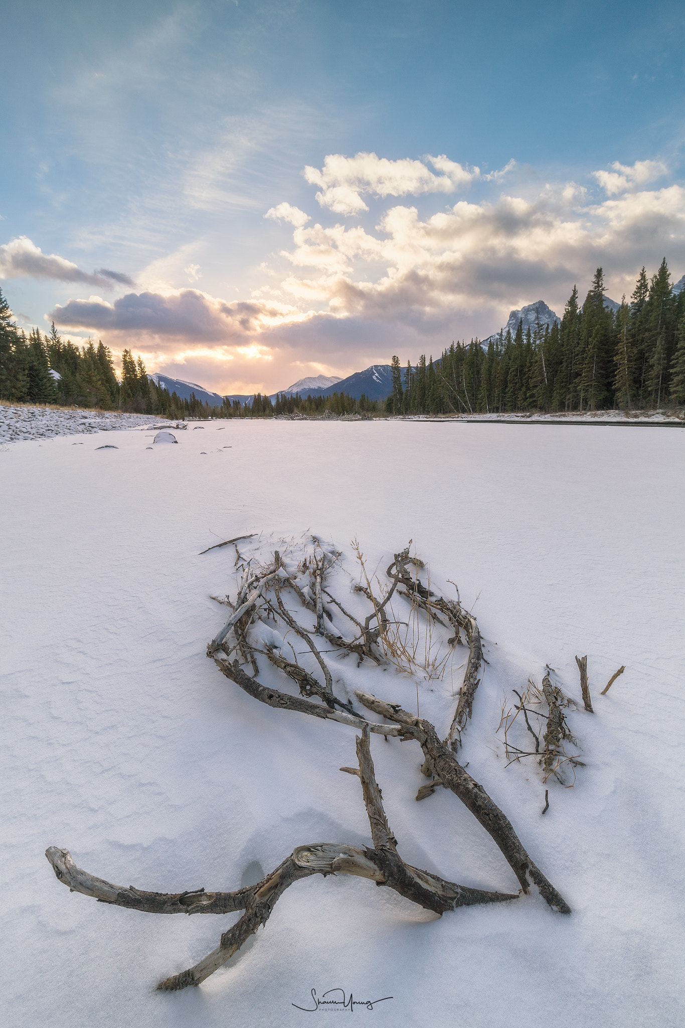 Canon EF 16-35mm F4L IS USM sample photo. Canmore banff photography