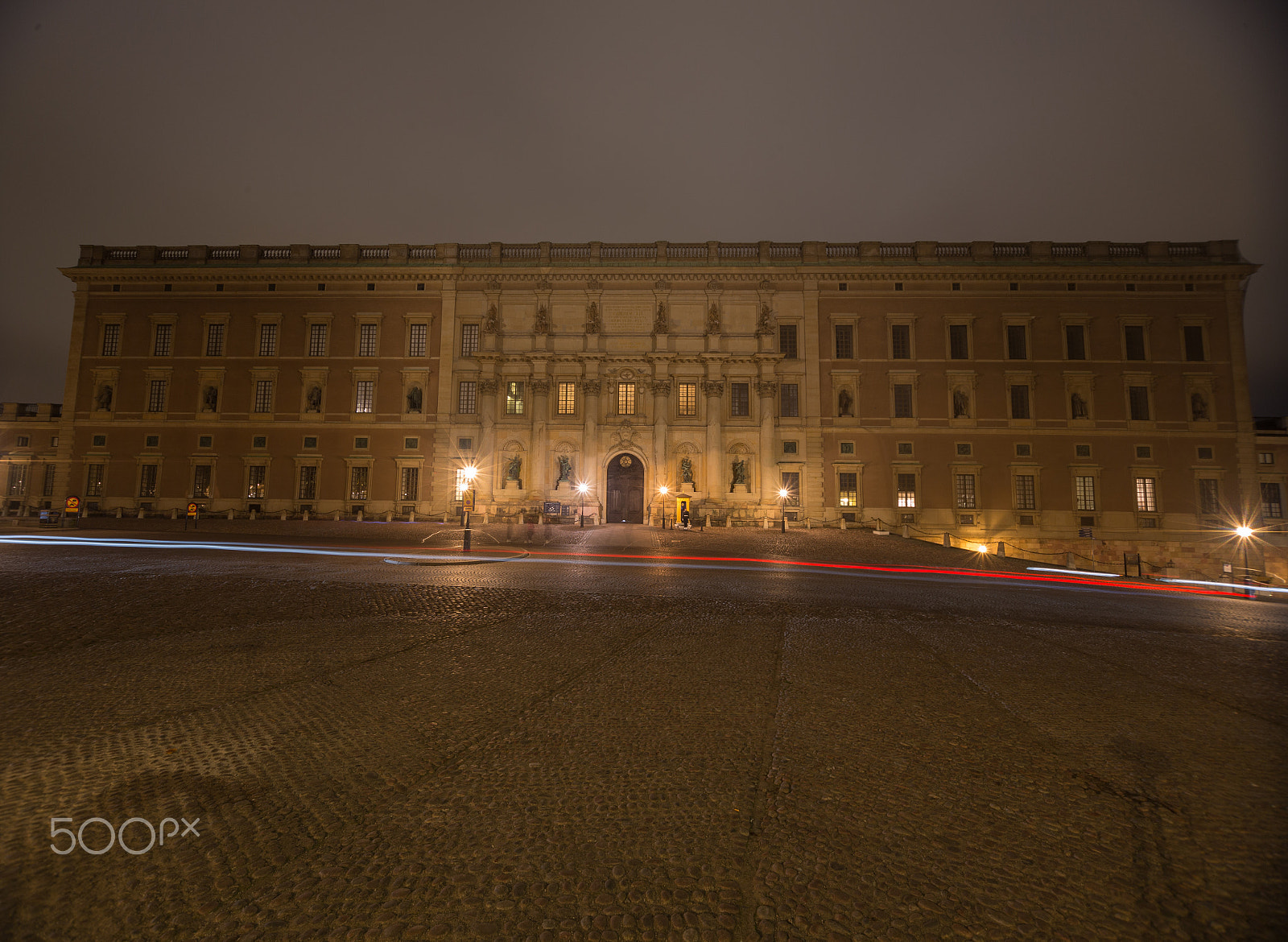 Canon EOS 6D sample photo. View of the night royal palace in stockholm. swede photography