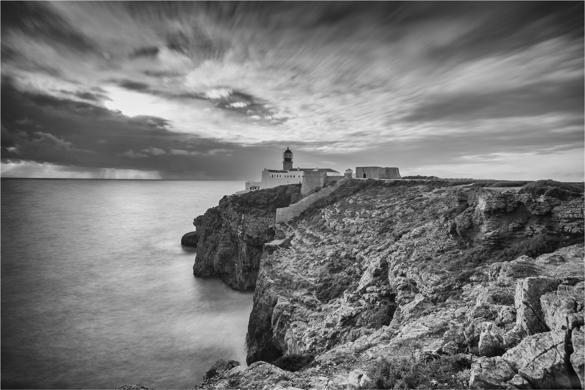 Canon EF 17-40mm F4L USM sample photo. Cabo san vincente mono photography