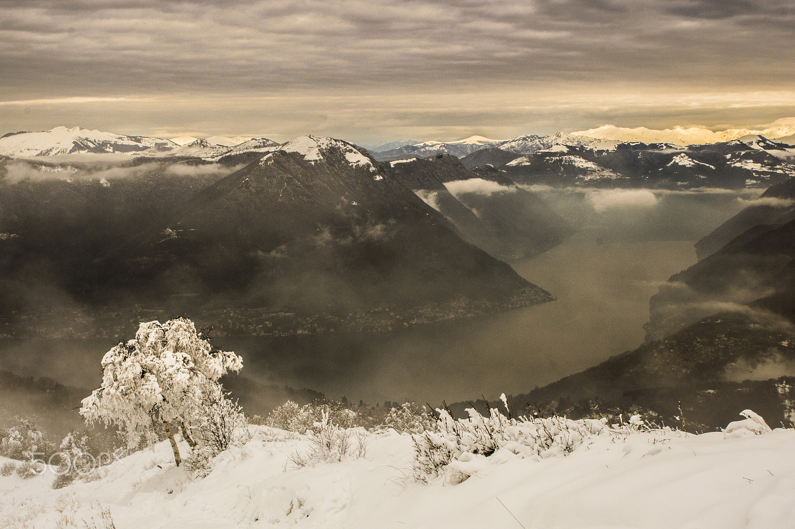 Tamron SP 24-70mm F2.8 Di VC USD sample photo. Lake of como photography
